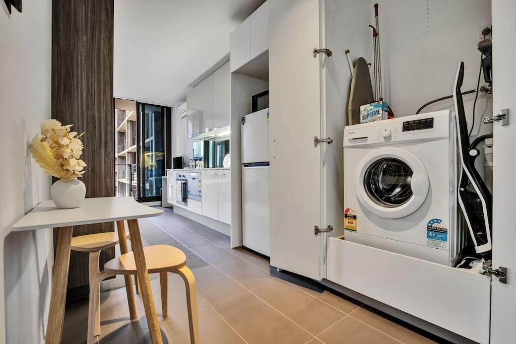 Chic Urban Studio Cloud Nine - 1B1B