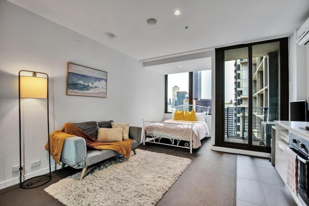 Chic Urban Studio Cloud Nine - 1B1B