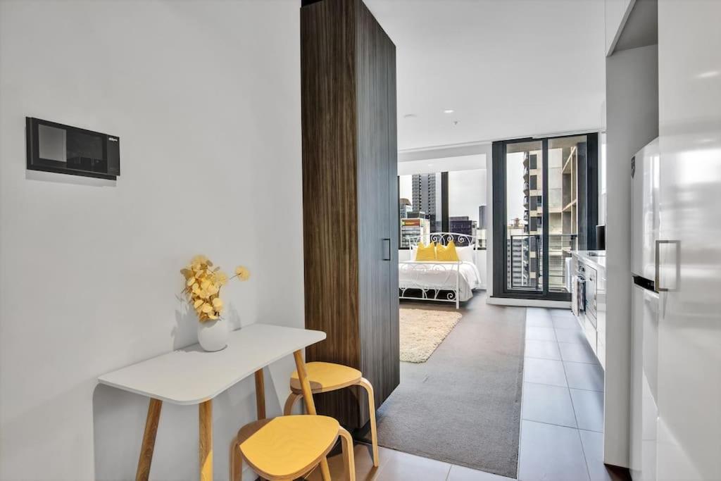 Chic Urban Studio Cloud Nine - 1B1B