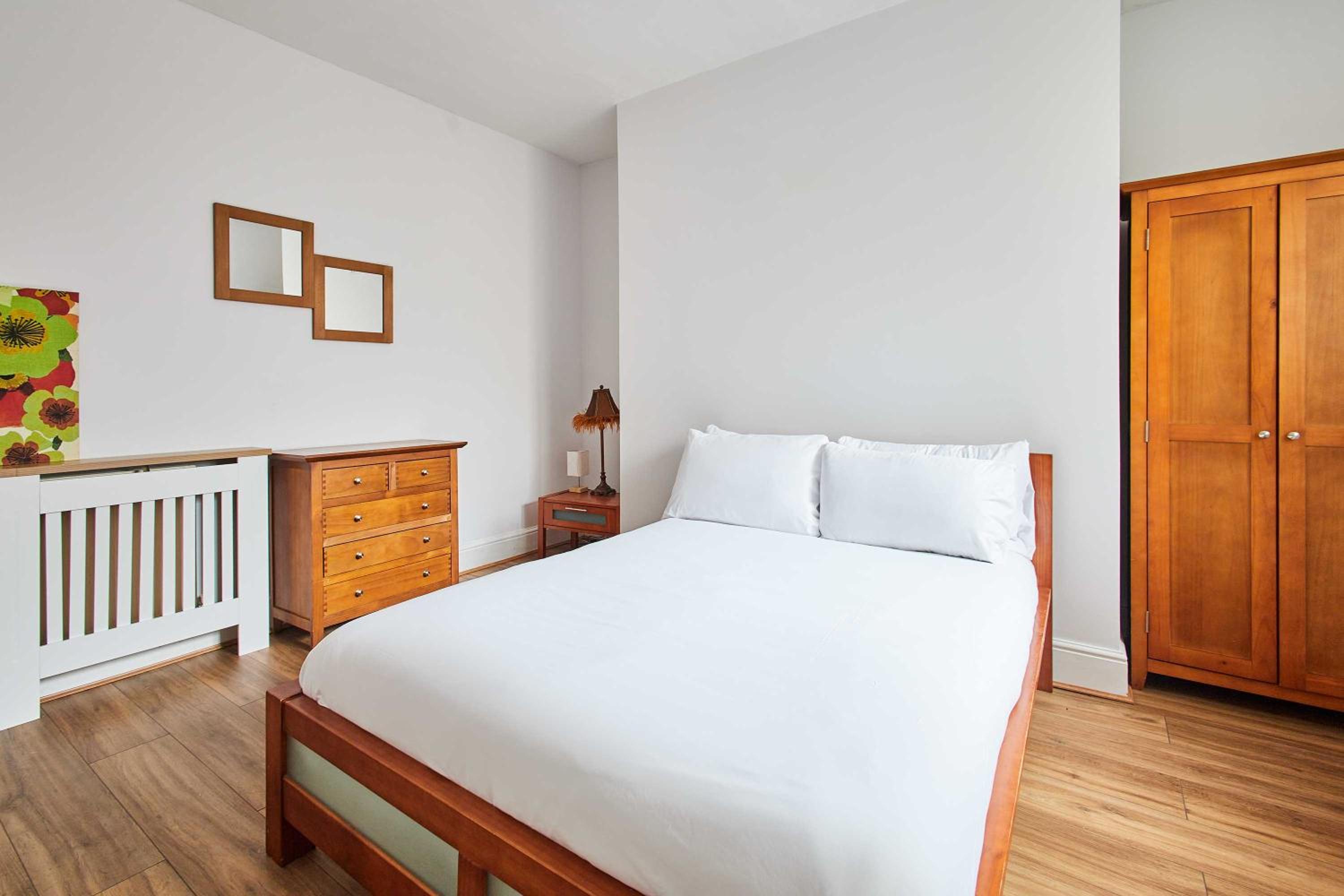 Host & Stay - Trinity Road Apartment view 4