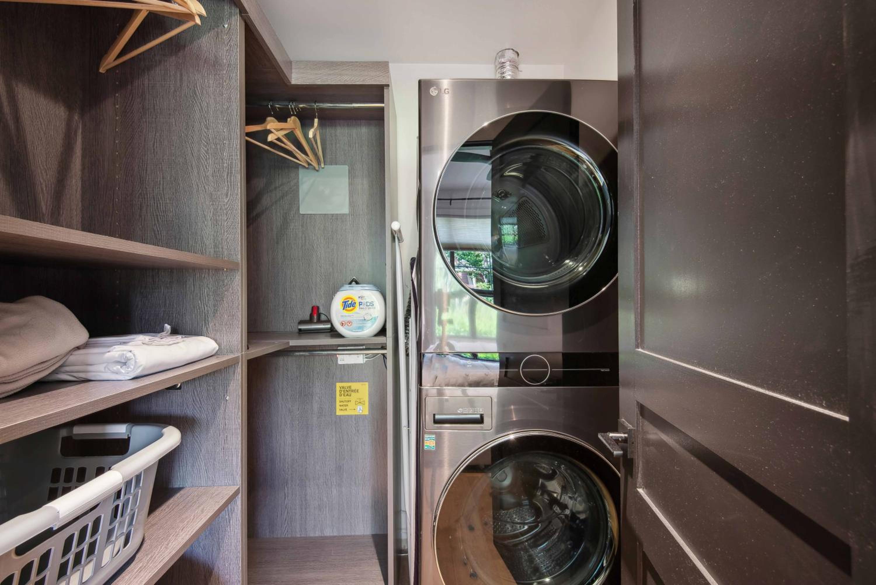Tremblant Prestige - Les Eaux 223-4
