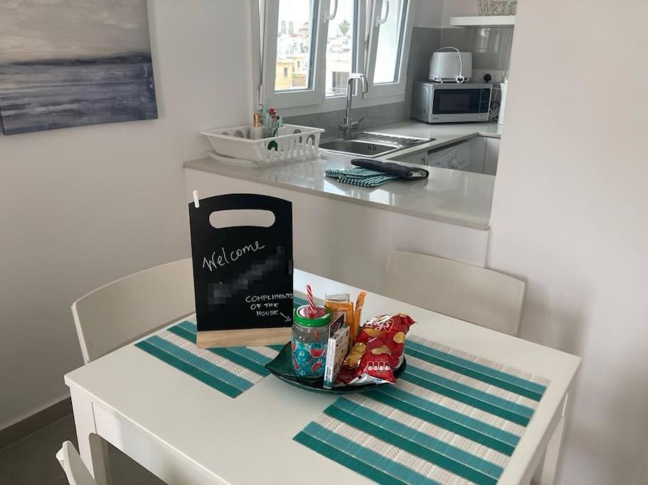 Harbour Central 1 BR Steps from Beach and Nightlife