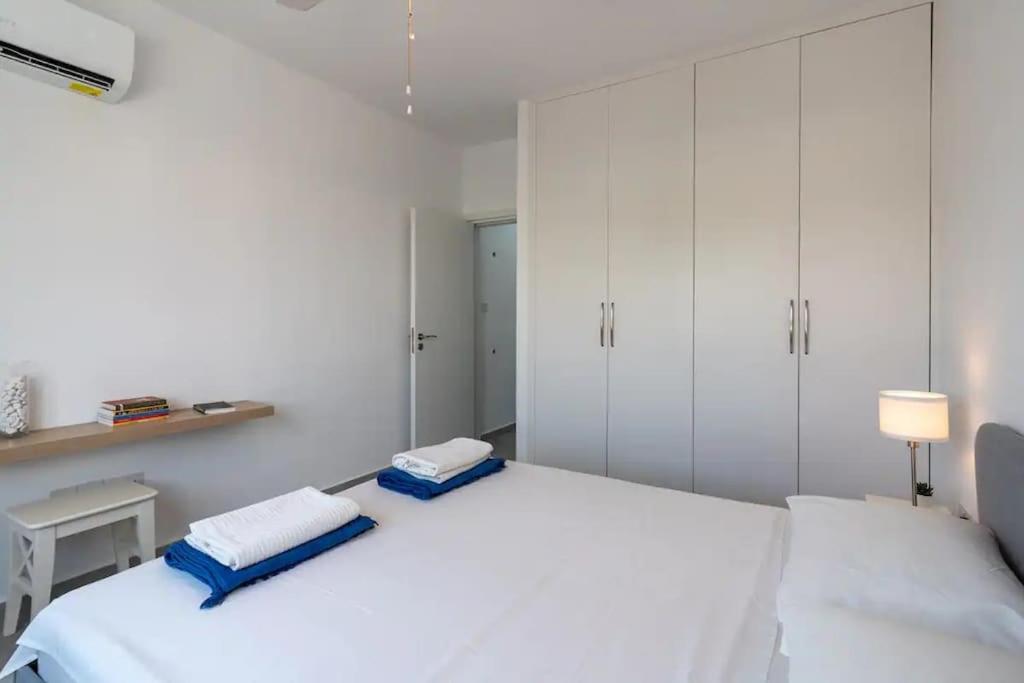 Harbour Central 1 BR Steps from Beach and Nightlife