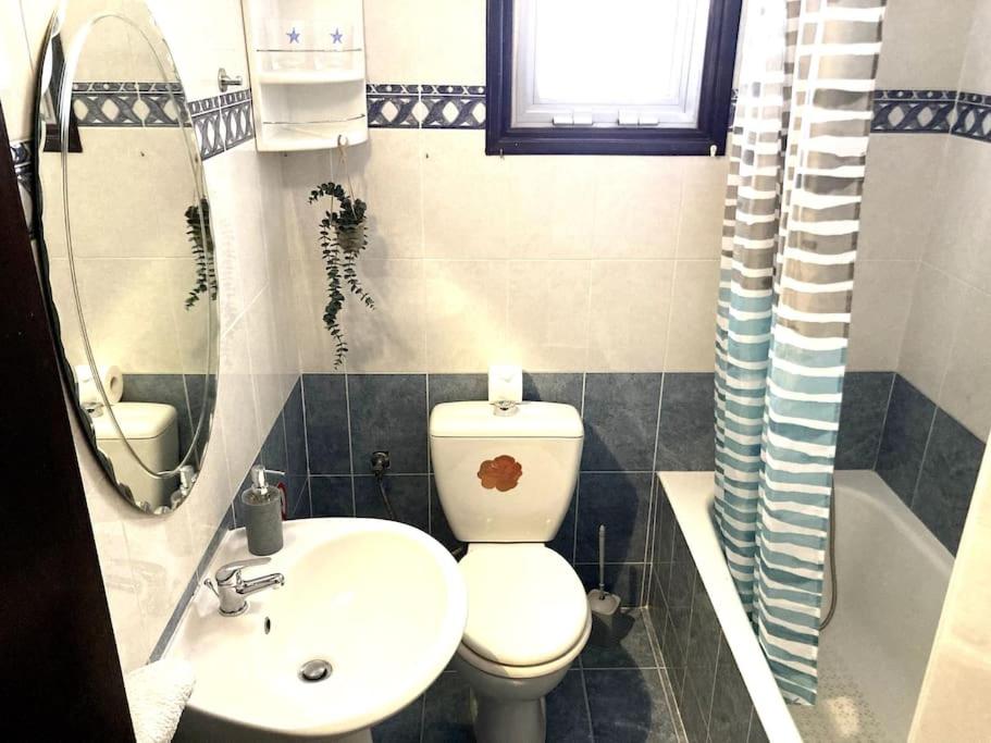 Tranquil Super Central 1BR near Paphos Harbour