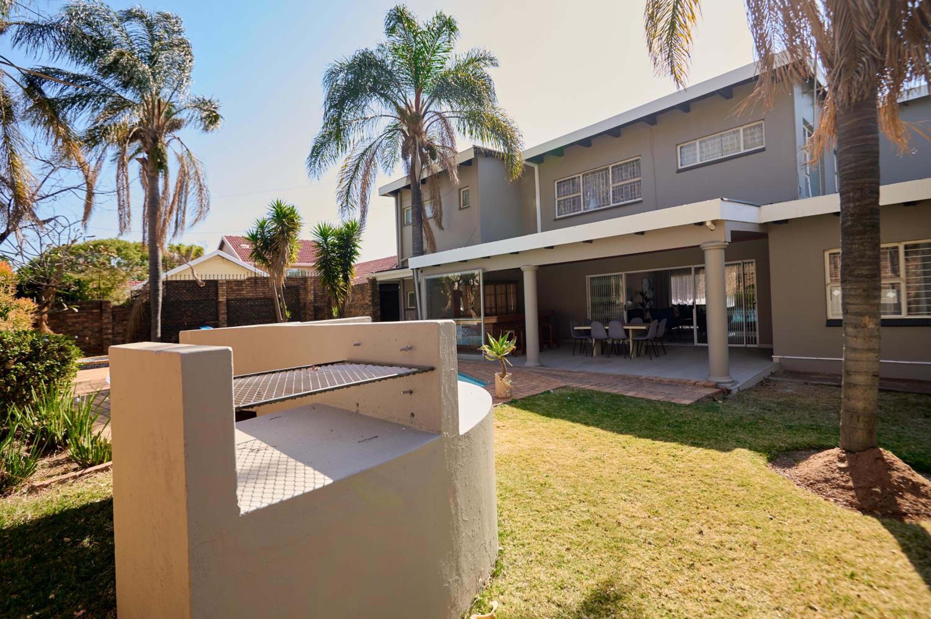 Sunny villa with pool and garden
