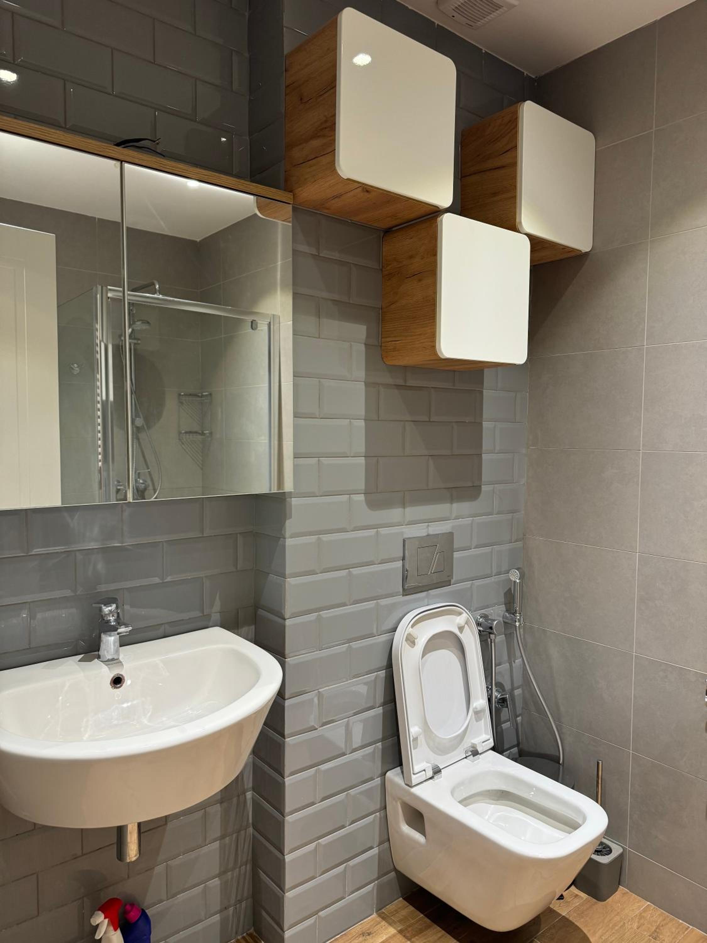 M2 Complex Spacious Flat on Kazbegi Avenue 15 in City Center view 2