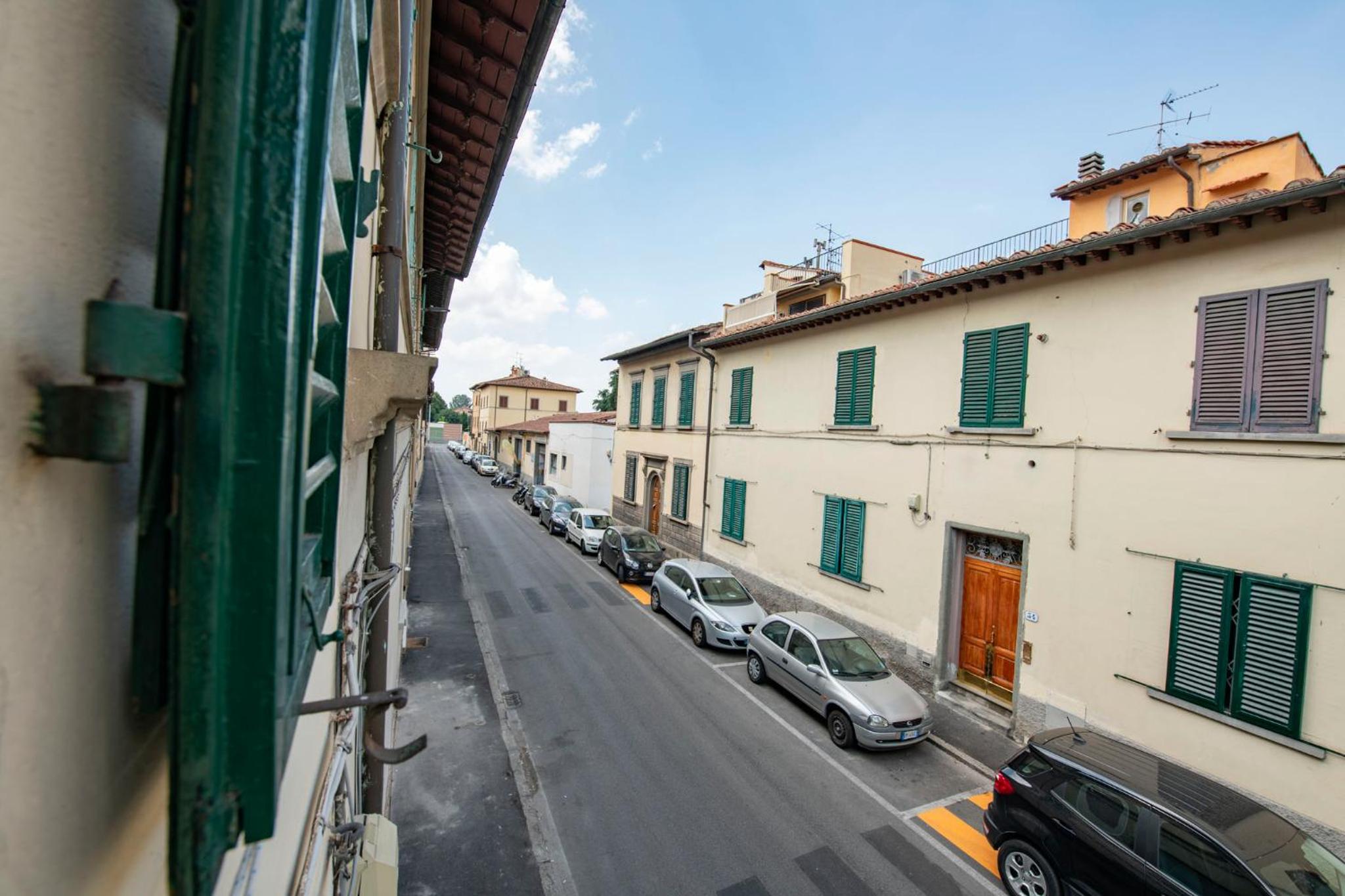 Vanni Apartment by Mamo Florence