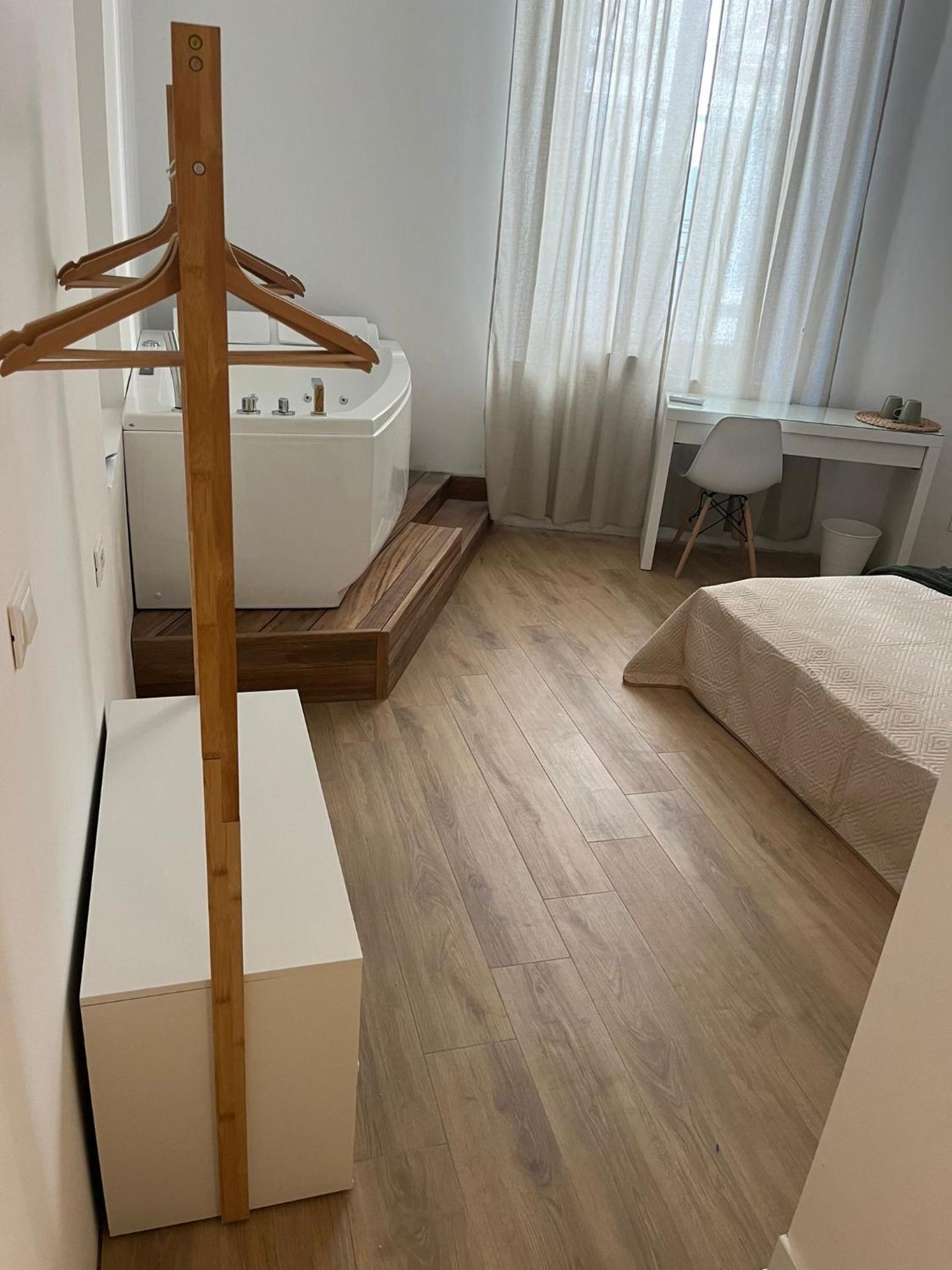 Hotel 20 Settembre Rooms - Image 1