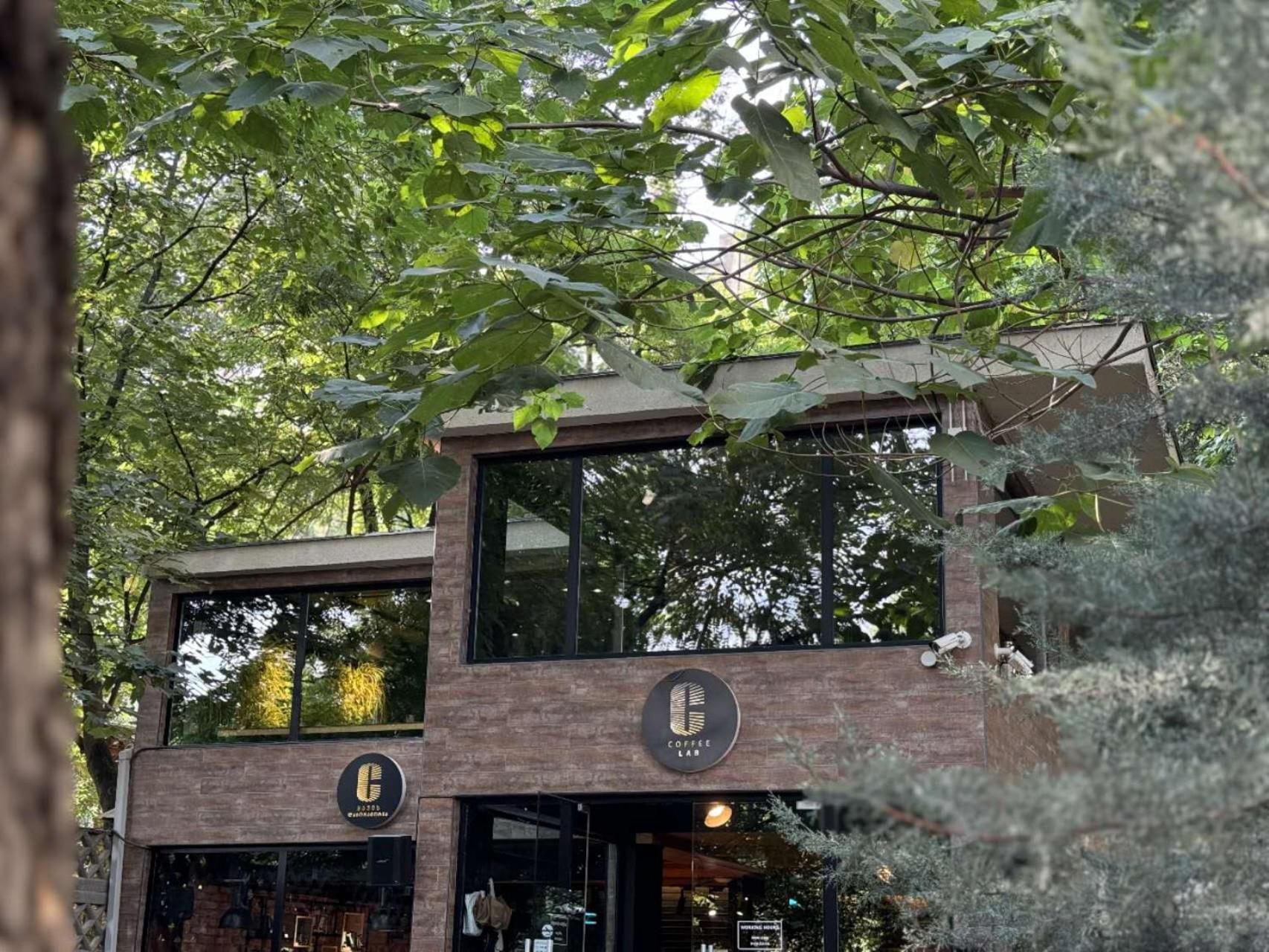 M2 Complex Cozy Apartment 1 on Kazbegi Avenue 25 in City Center view 4