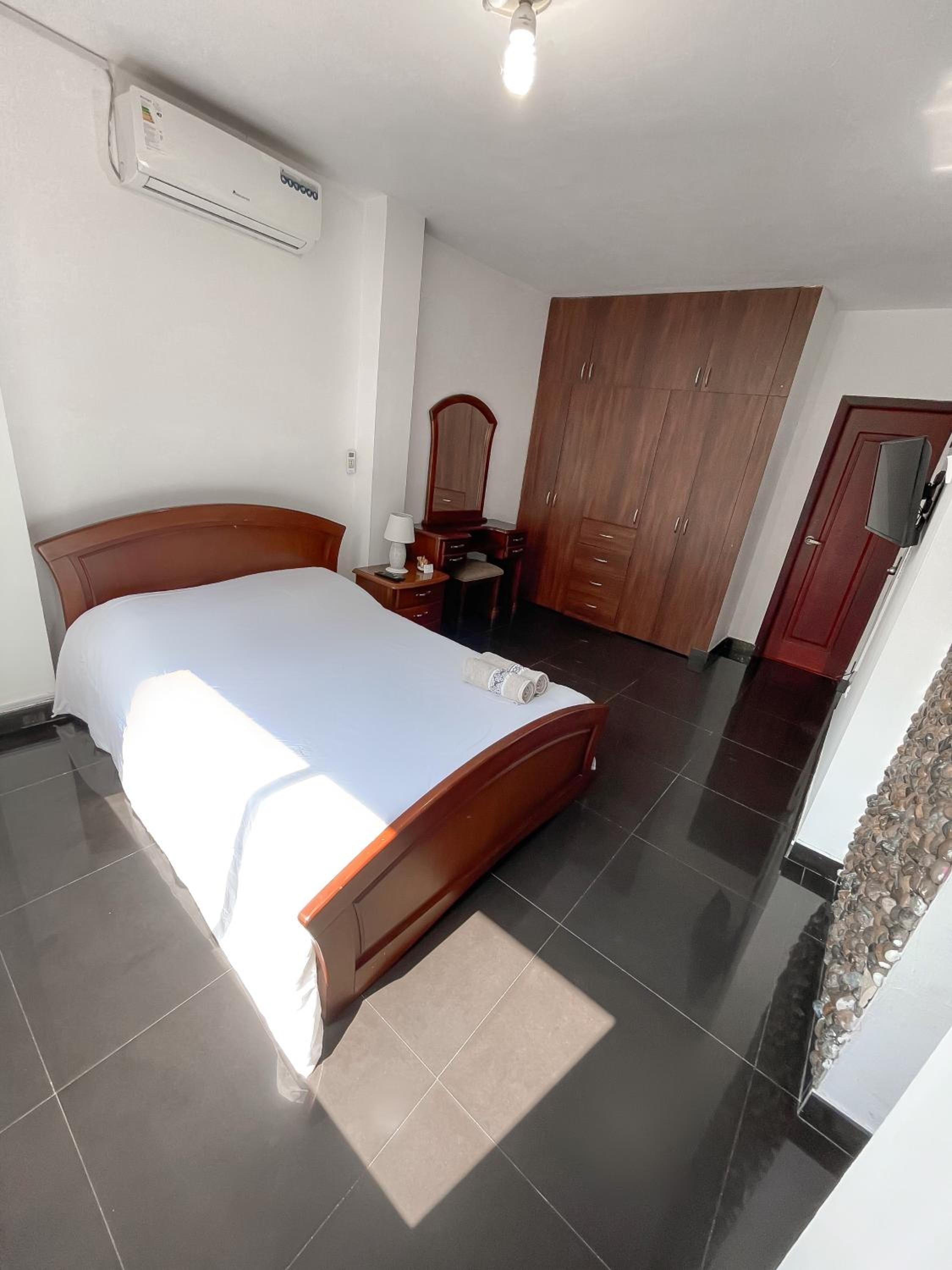 Habitaciones Privadas, Guayaquil