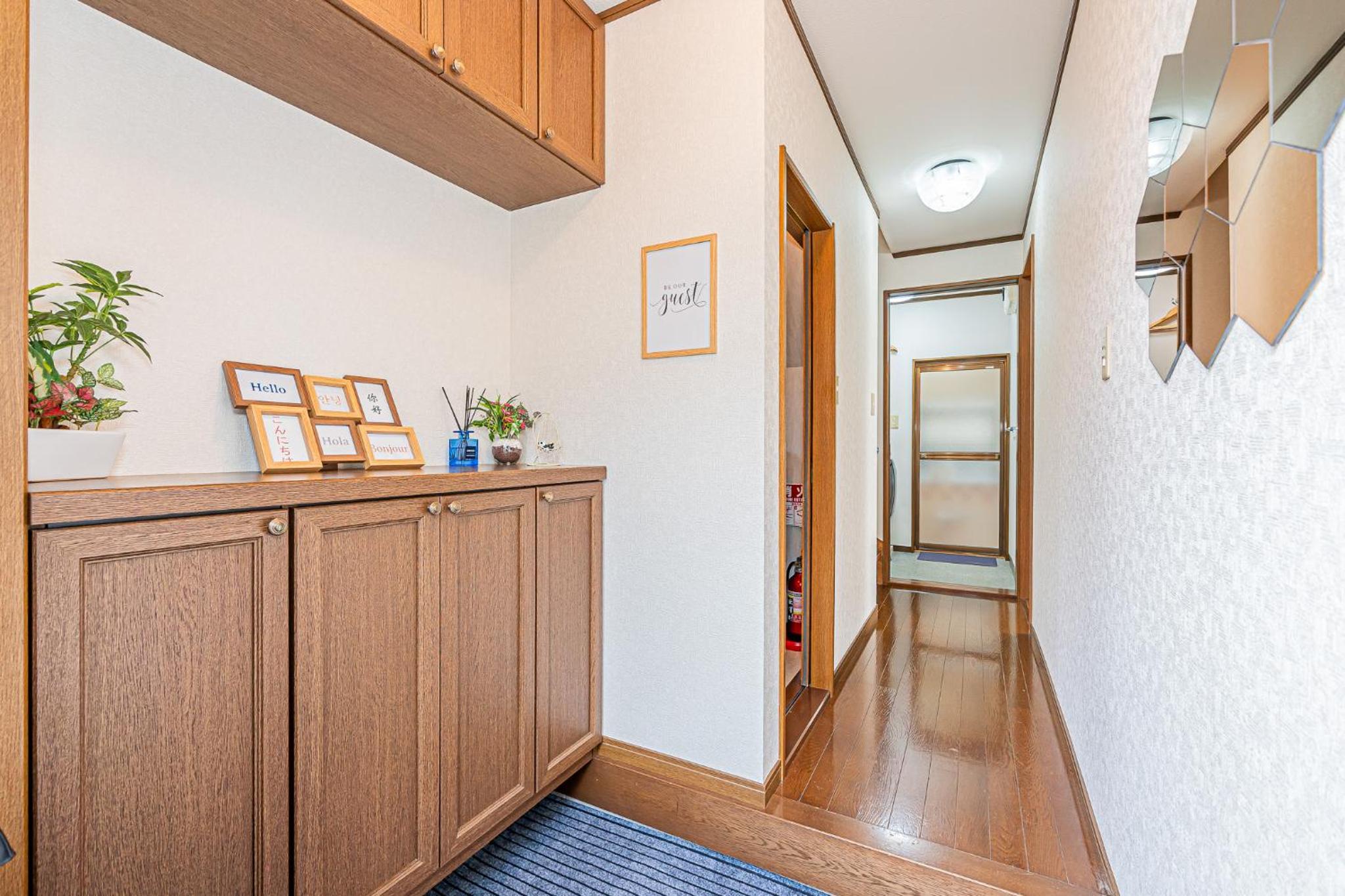 Asakusa-Ginza-Skytree-Stn-4min-95sqm-Garage-2WC-2Swr