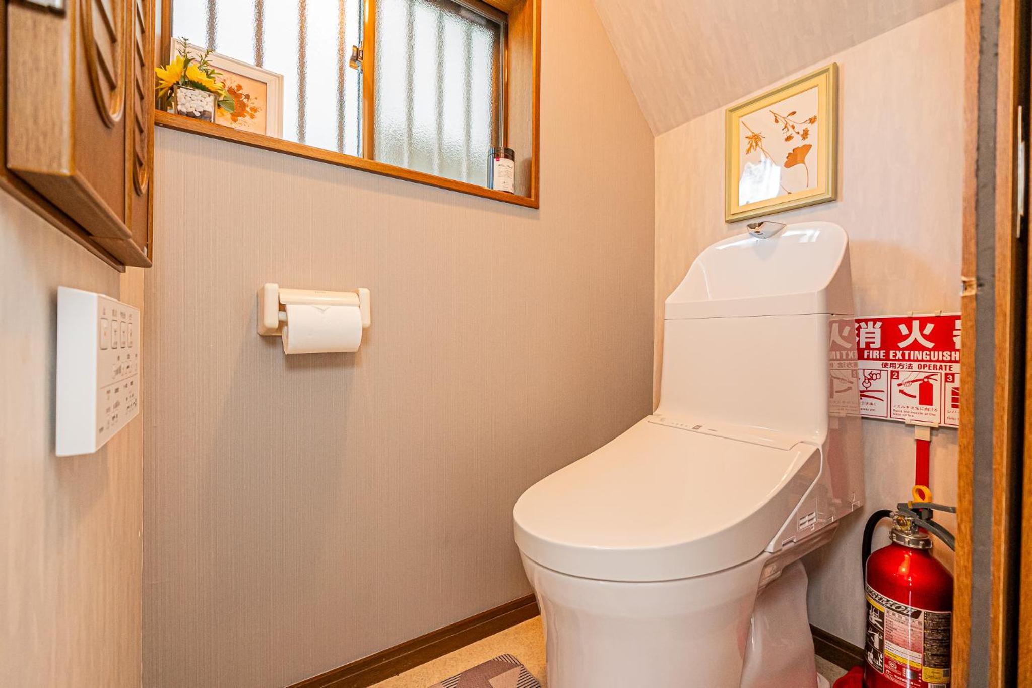 Asakusa-Ginza-Skytree-Stn-4min-95sqm-Garage-2WC-2Swr