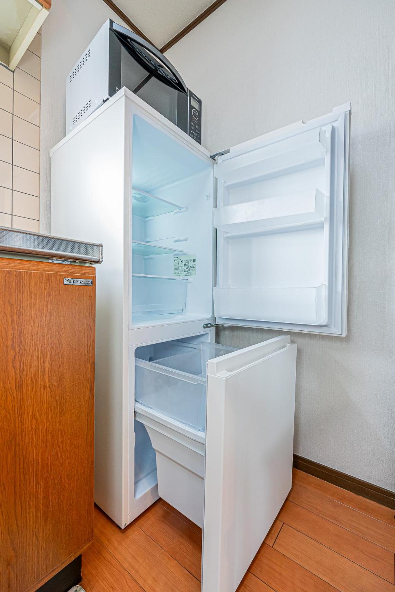 Asakusa-Ginza-Skytree-Stn-4min-95sqm-Garage-2WC-2Swr