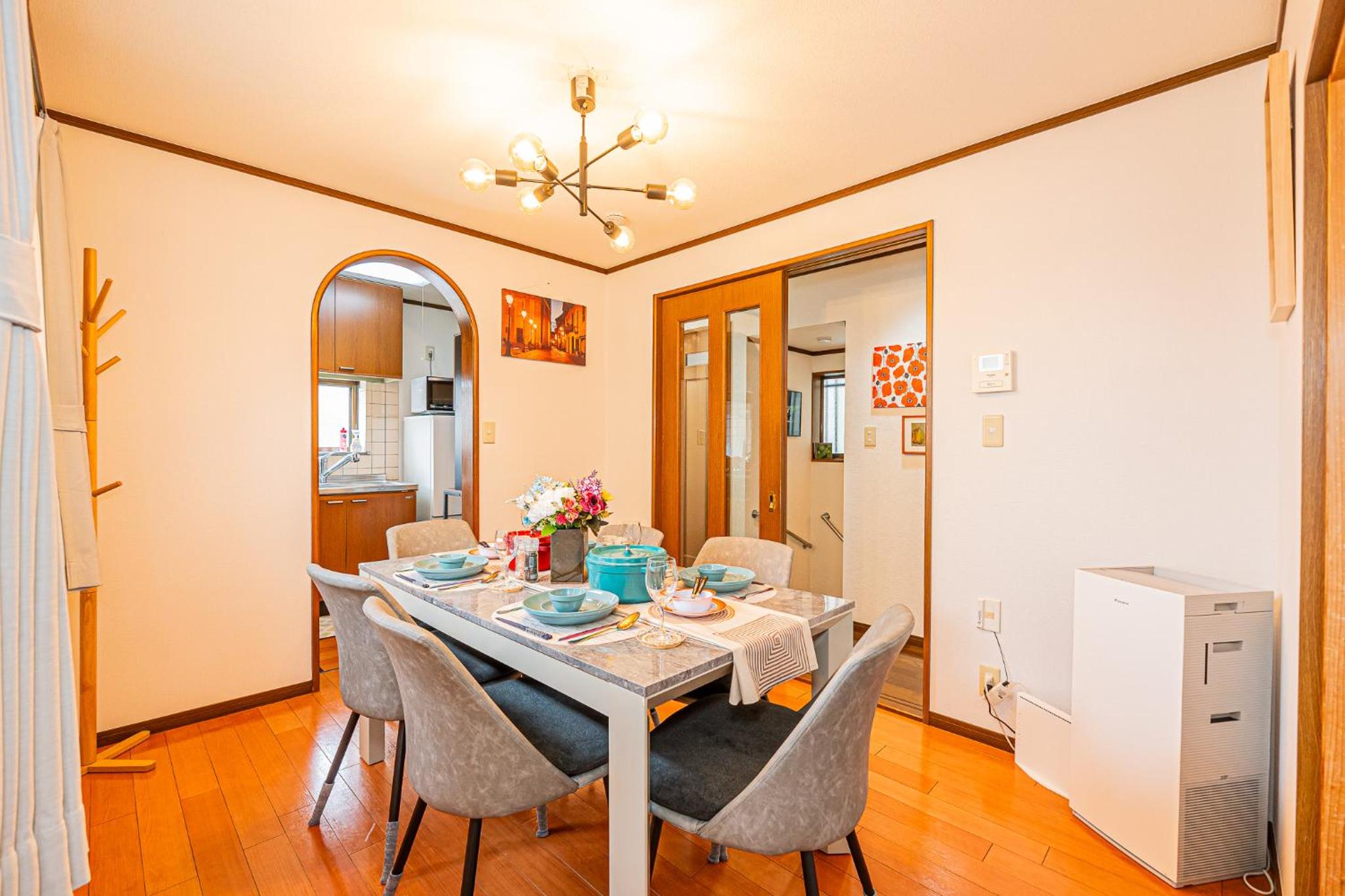 Asakusa-Ginza-Skytree-Stn-4min-95sqm-Garage-2WC-2Swr