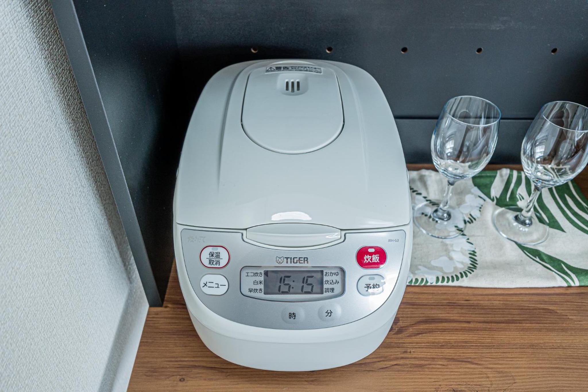 Asakusa-Ginza-Skytree-Stn-4min-95sqm-Garage-2WC-2Swr