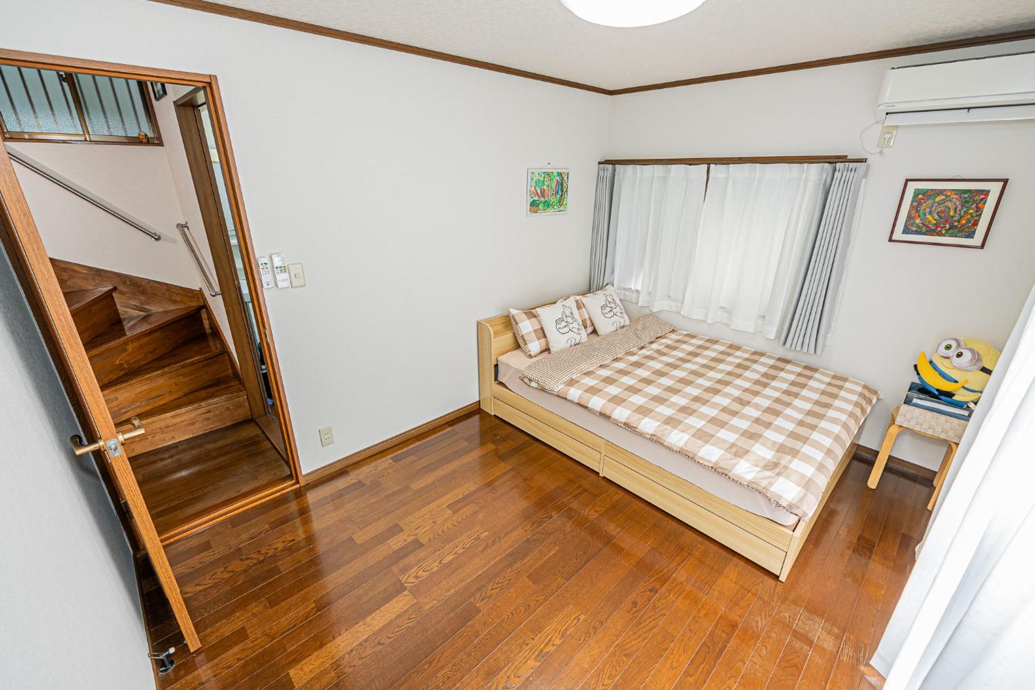 Asakusa-Ginza-Skytree-Stn-4min-95sqm-Garage-2WC-2Swr