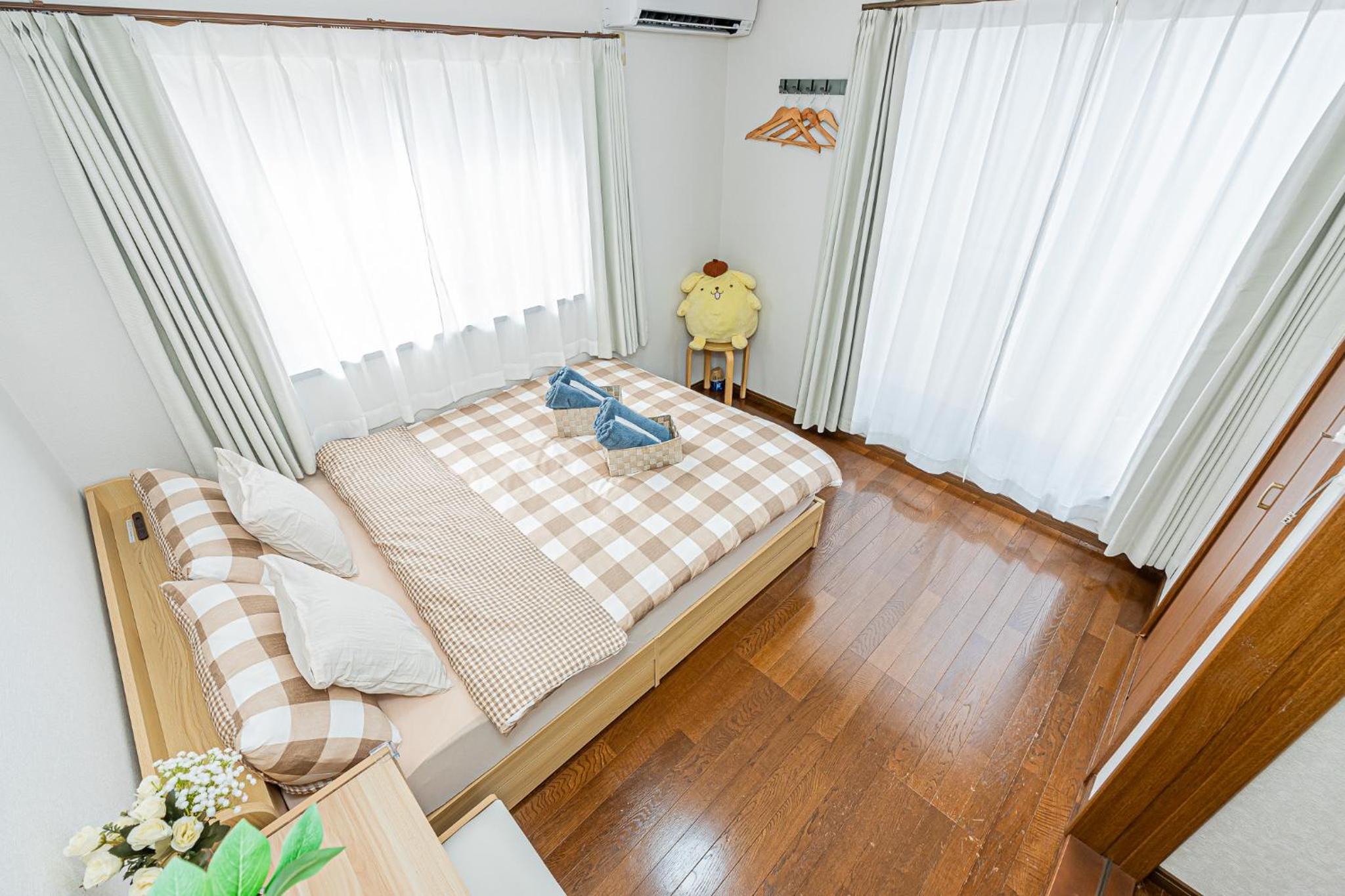 Asakusa-Ginza-Skytree-Stn-4min-95sqm-Garage-2WC-2Swr