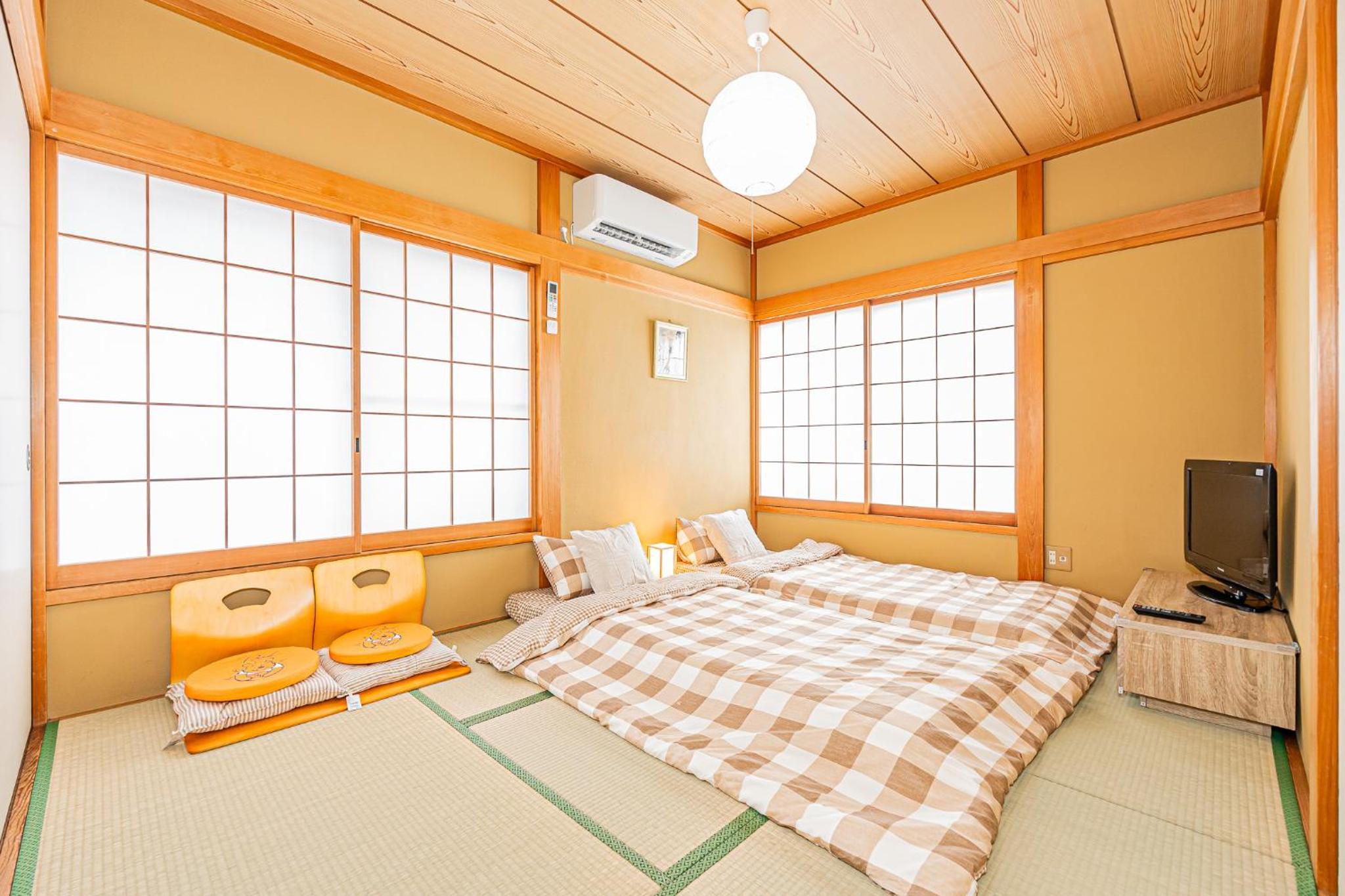 Asakusa-Ginza-Skytree-Stn-4min-95sqm-Garage-2WC-2Swr