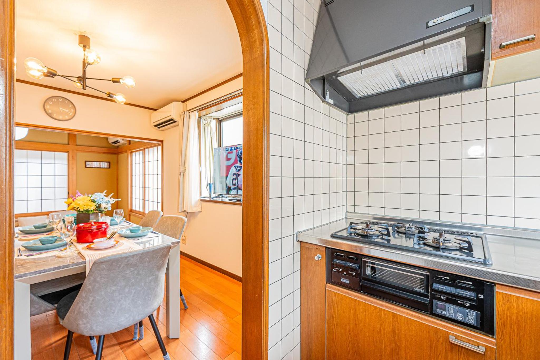 Asakusa-Ginza-Skytree-Stn-4min-95sqm-Garage-2WC-2Swr
