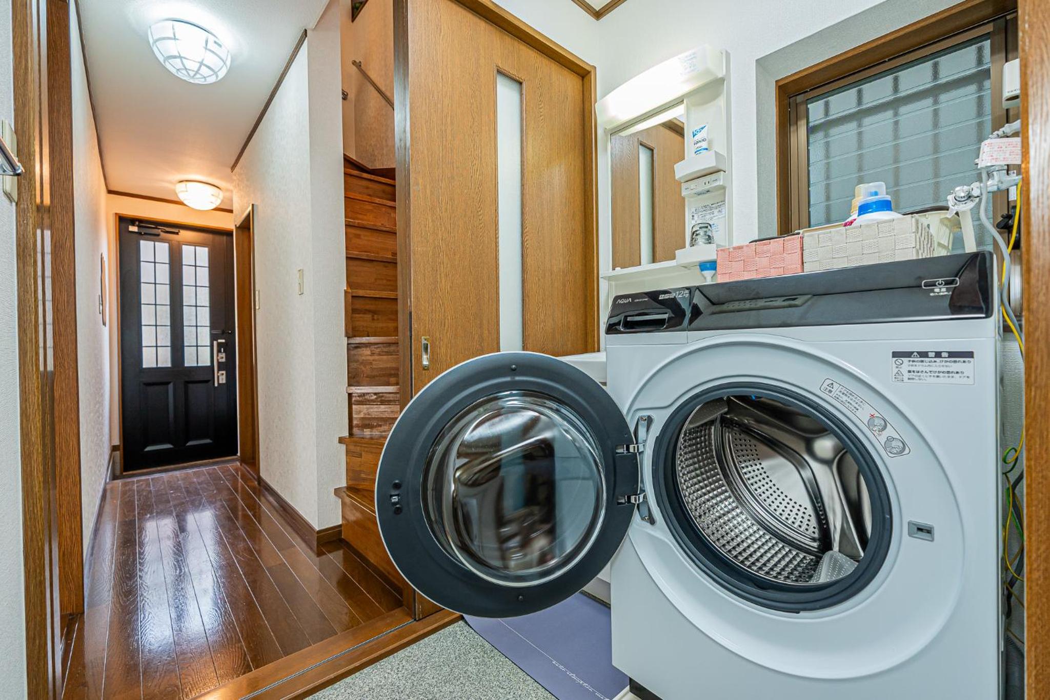 Asakusa-Ginza-Skytree-Stn-4min-95sqm-Garage-2WC-2Swr