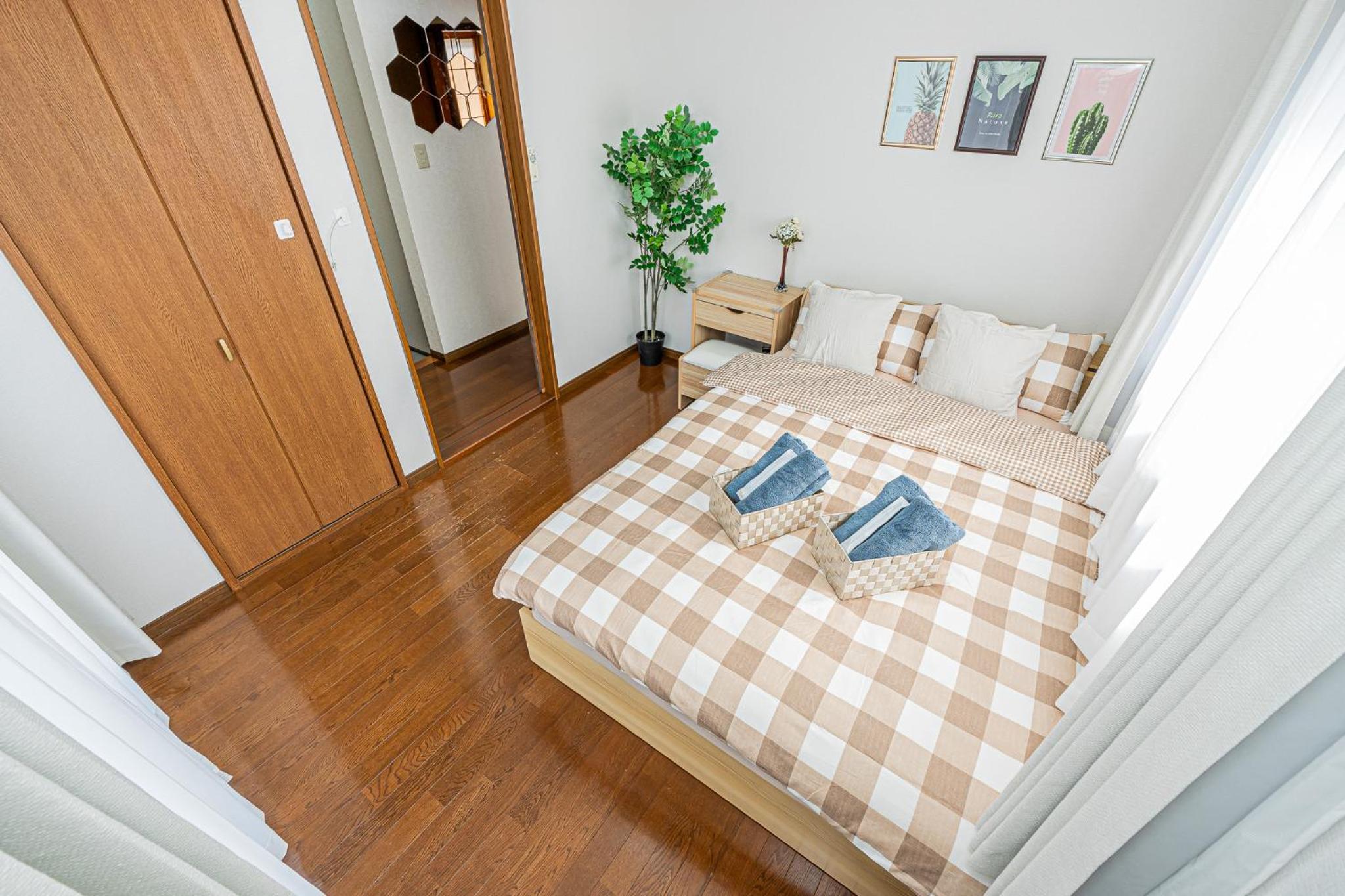 Asakusa-Ginza-Skytree-Stn-4min-95sqm-Garage-2WC-2Swr