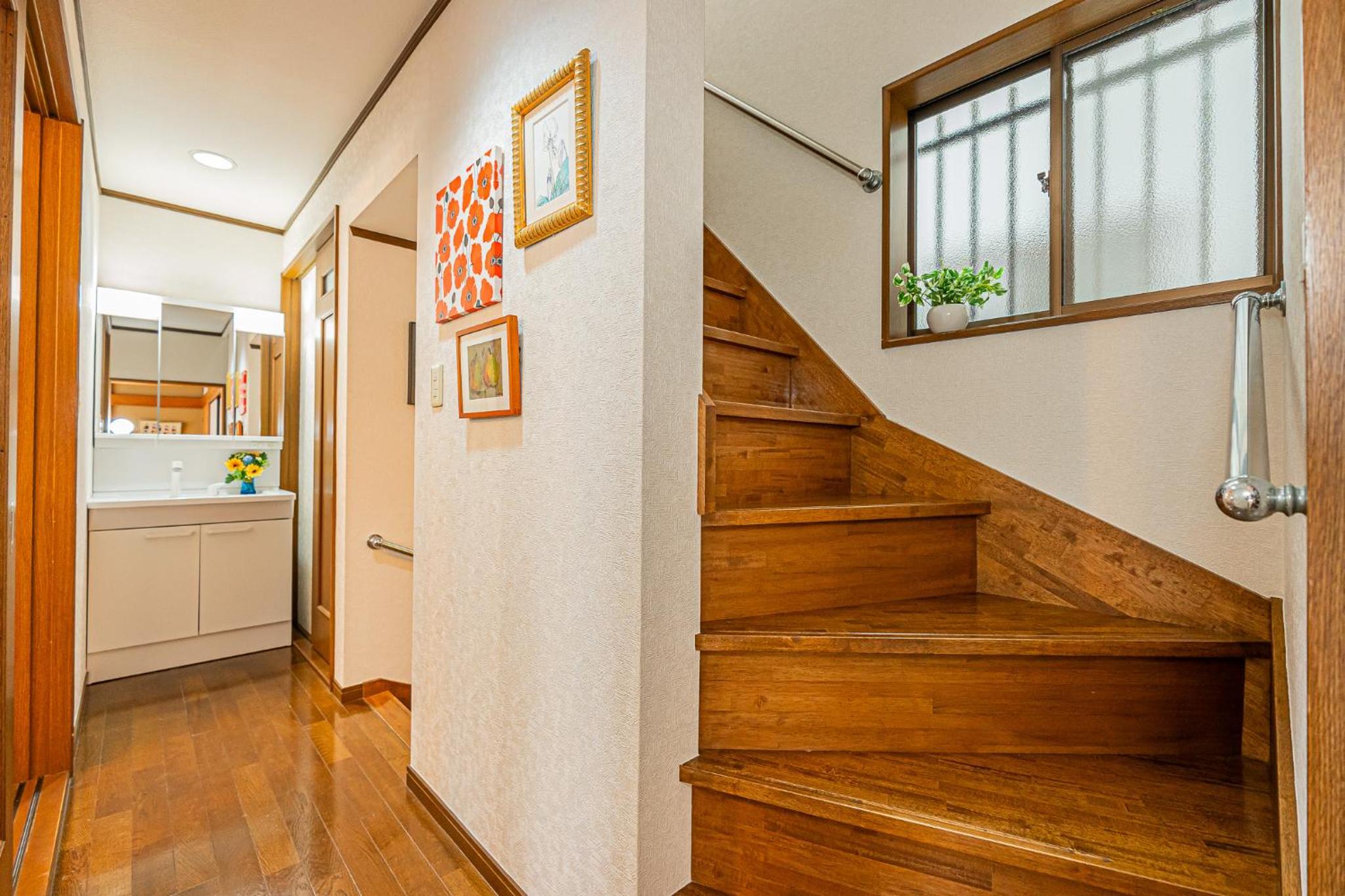 Asakusa-Ginza-Skytree-Stn-4min-95sqm-Garage-2WC-2Swr