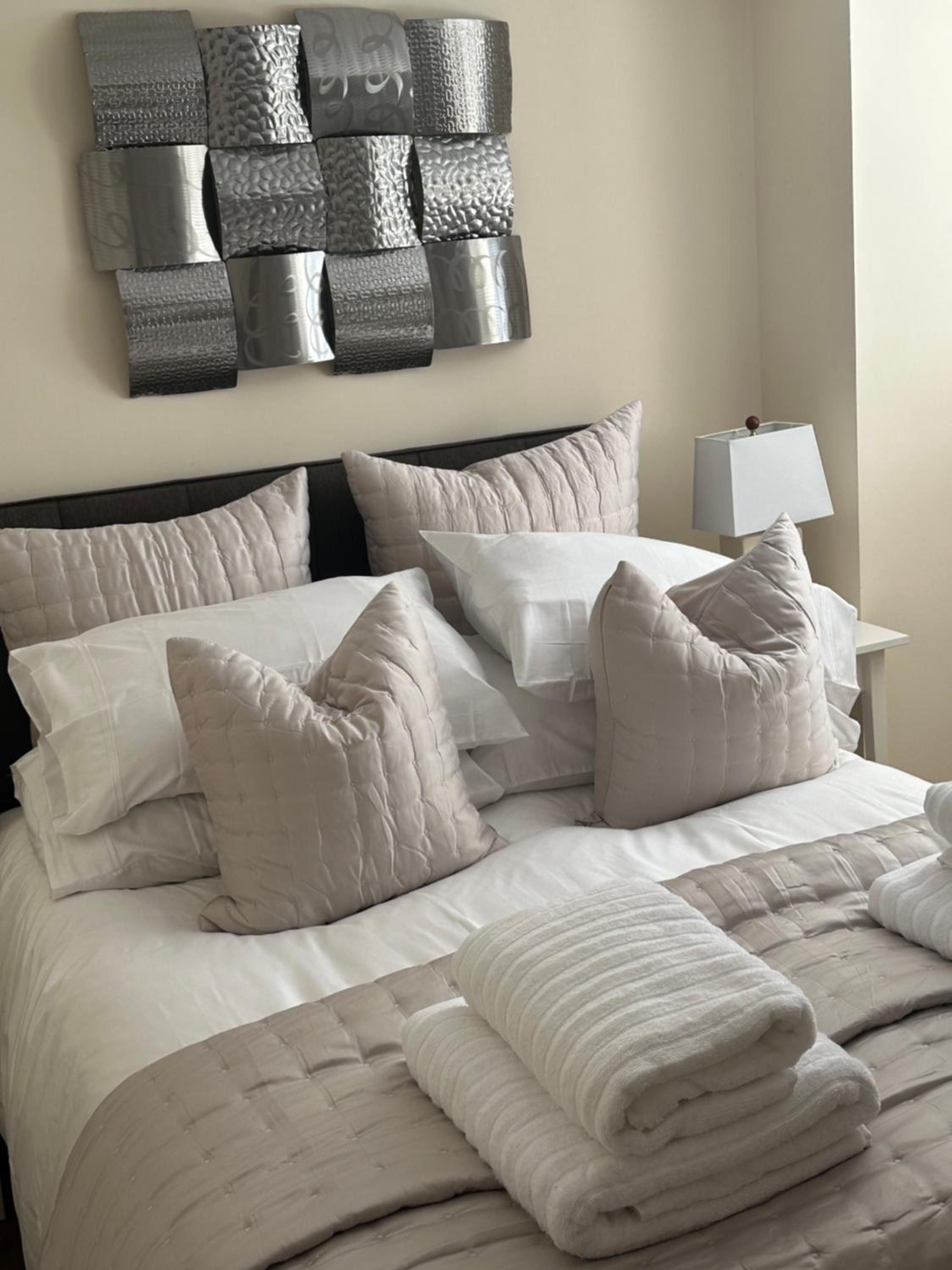 Bala Holiday Suites