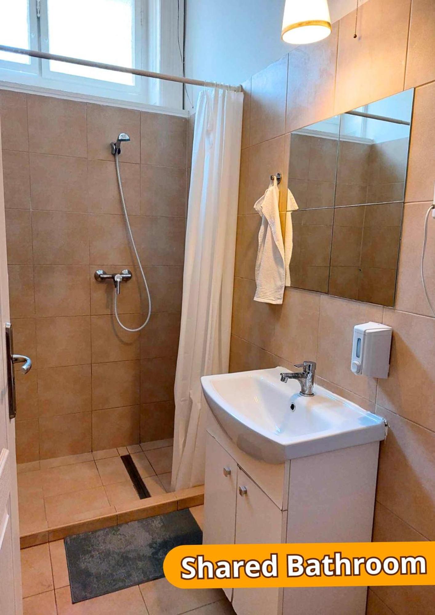 GoodMo Budapest Smart Rooms