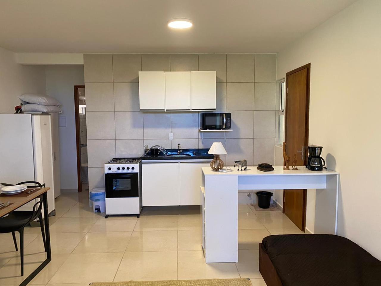 Flat Condomínio Topo da Montanha 508 fica a 5 kmdo centro