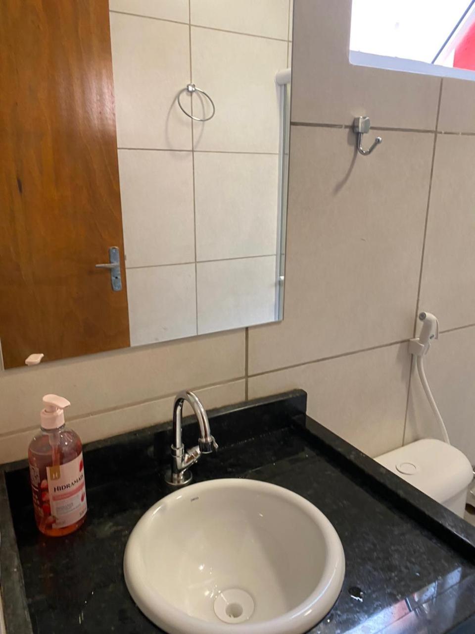 Flat Condomínio Topo da Montanha 508 fica a 5 kmdo centro