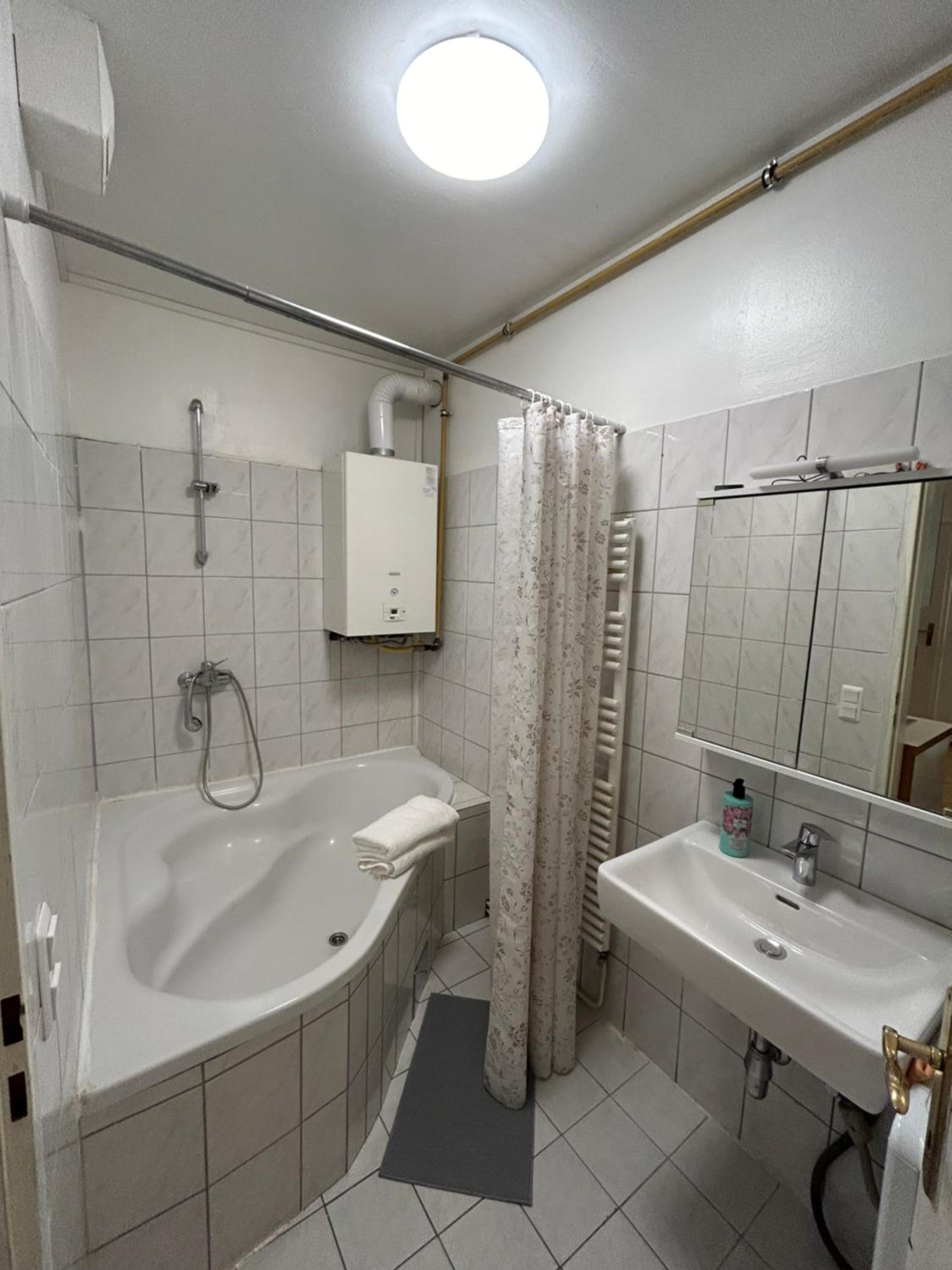 Alser Apartment