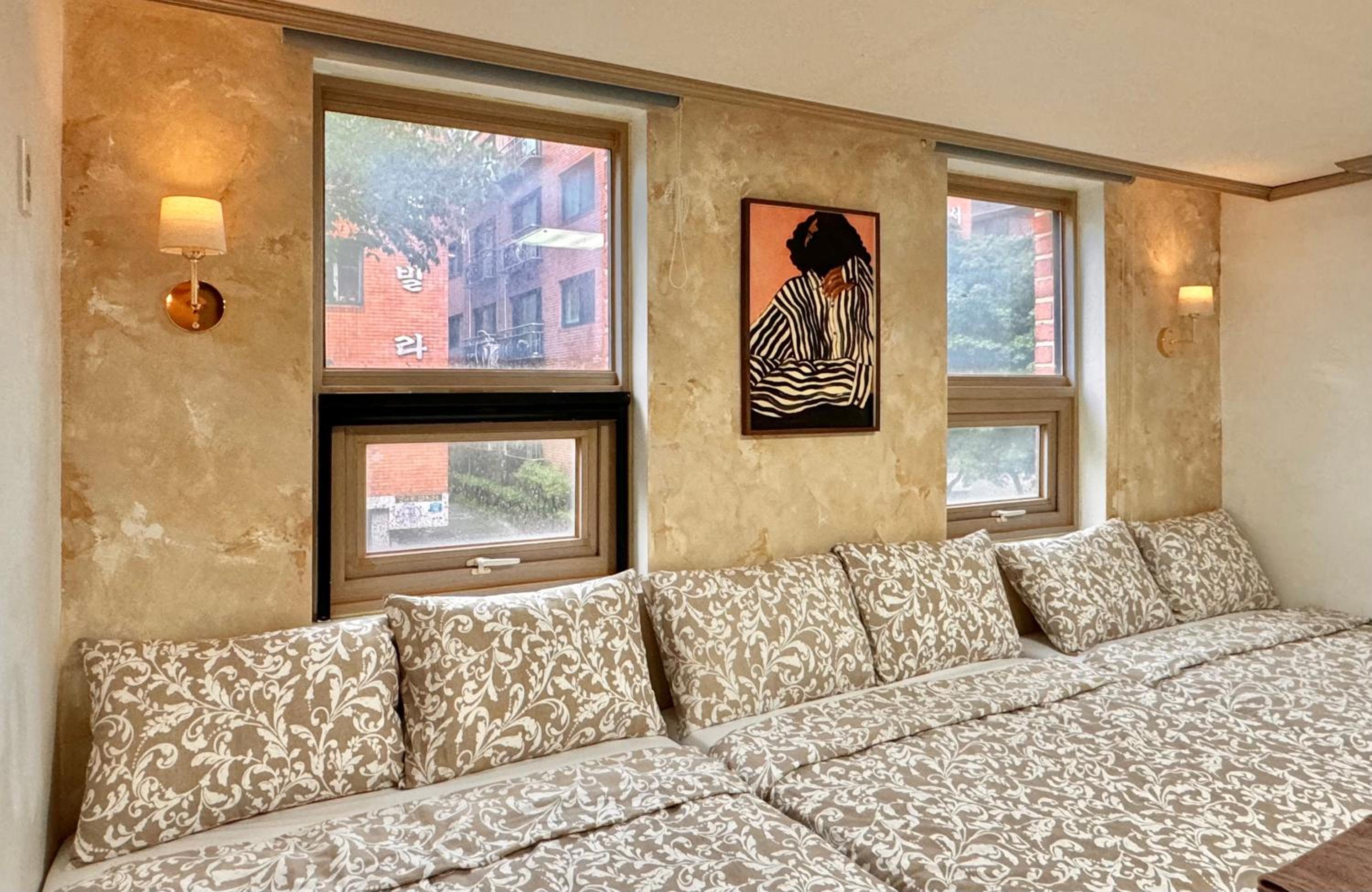 Roi Guesthouse