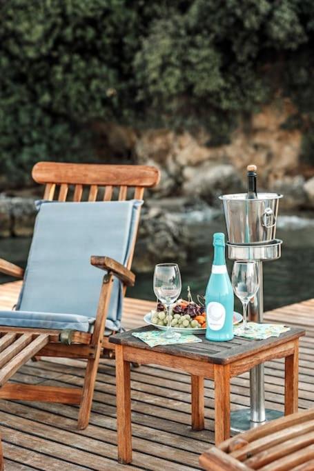 Villa Sea Garden - Spectacular seafront position photo 5