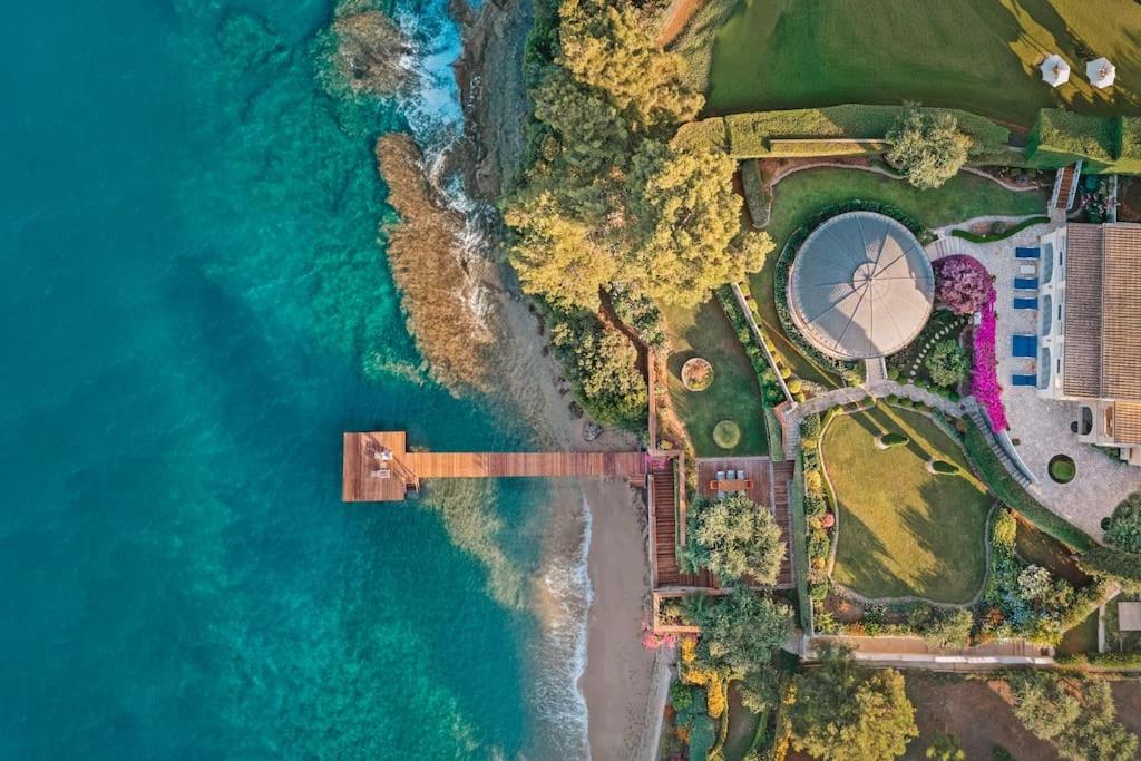 Villa Sea Garden - Spectacular seafront position photo 2