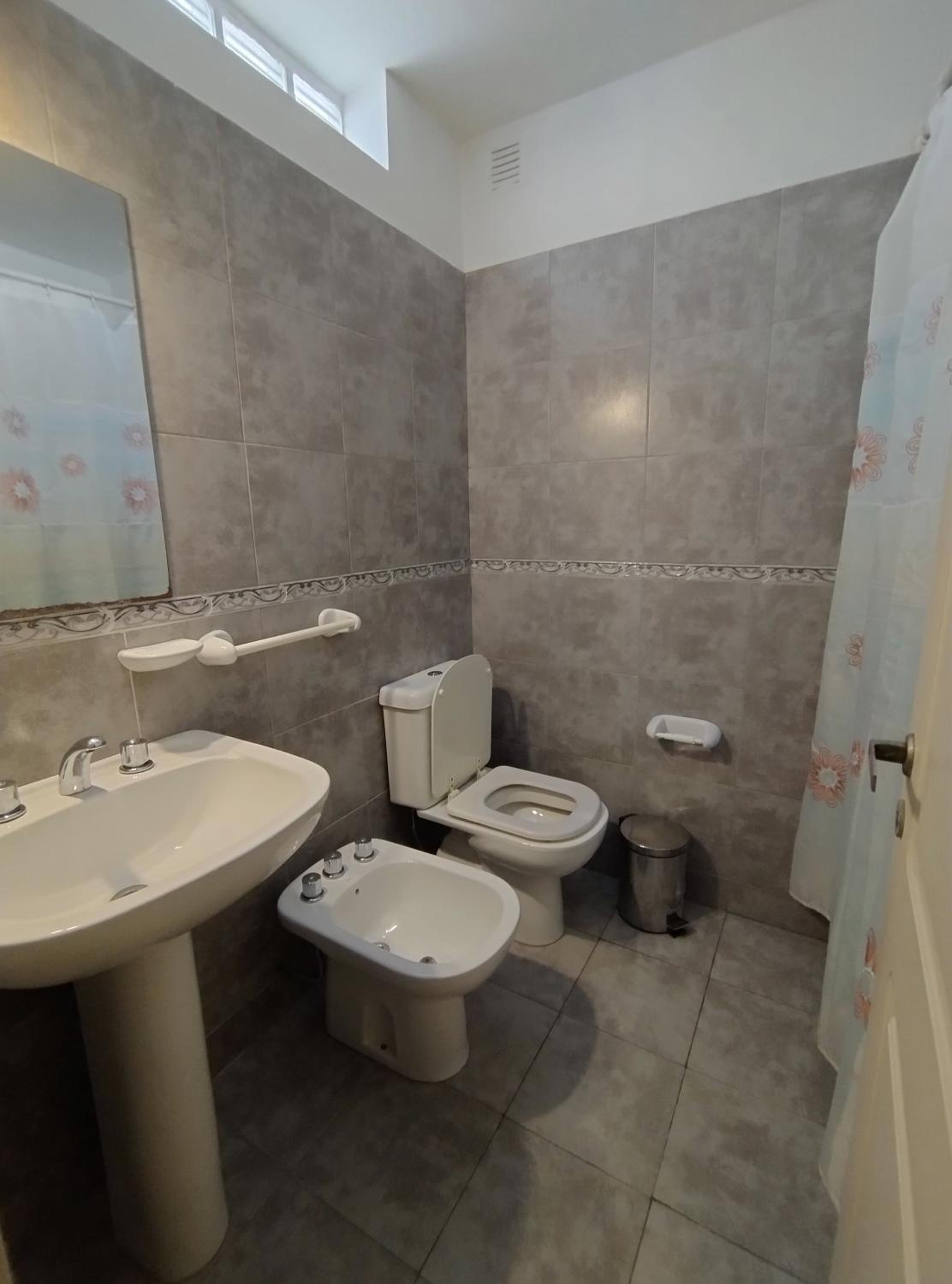 Nueva Córdoba 2 habitaciones con balcón