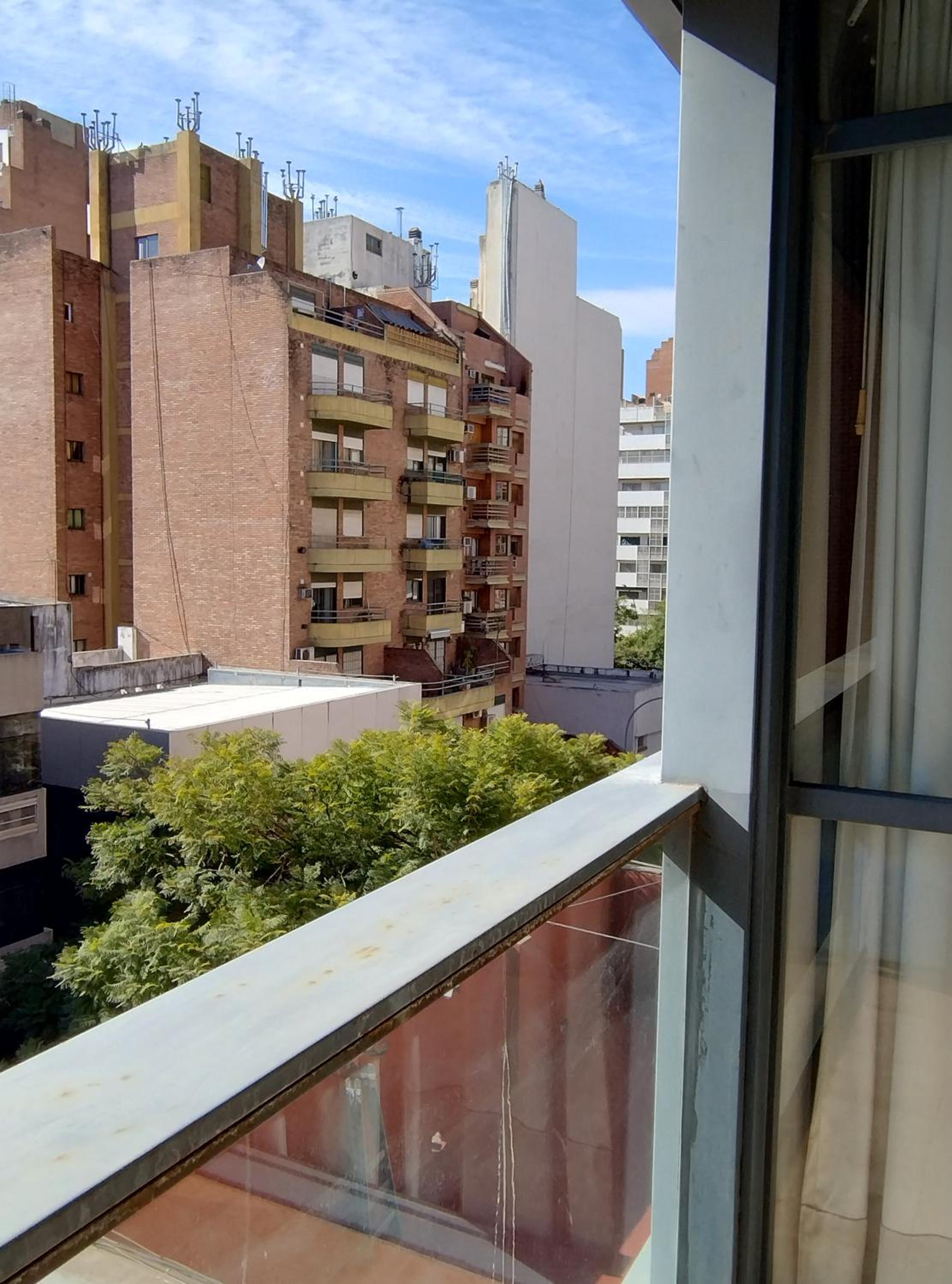 Nueva Córdoba 2 habitaciones con balcón