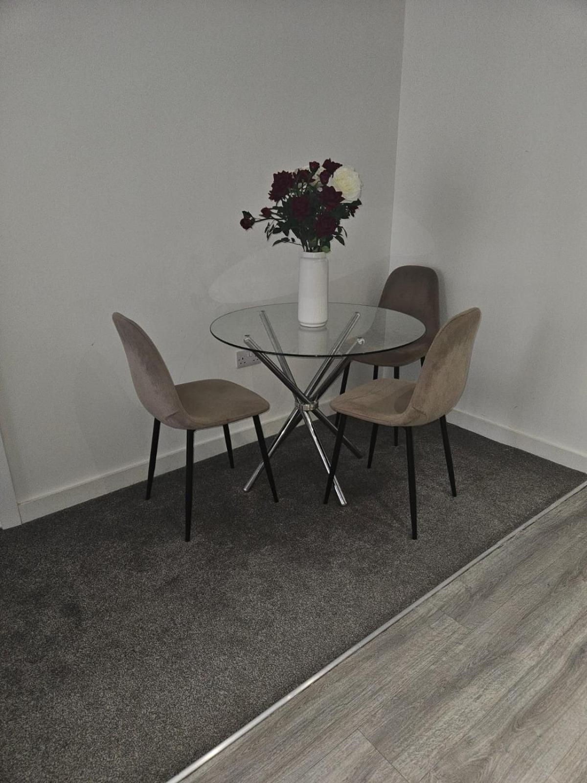 Nariken Apartments Manchester