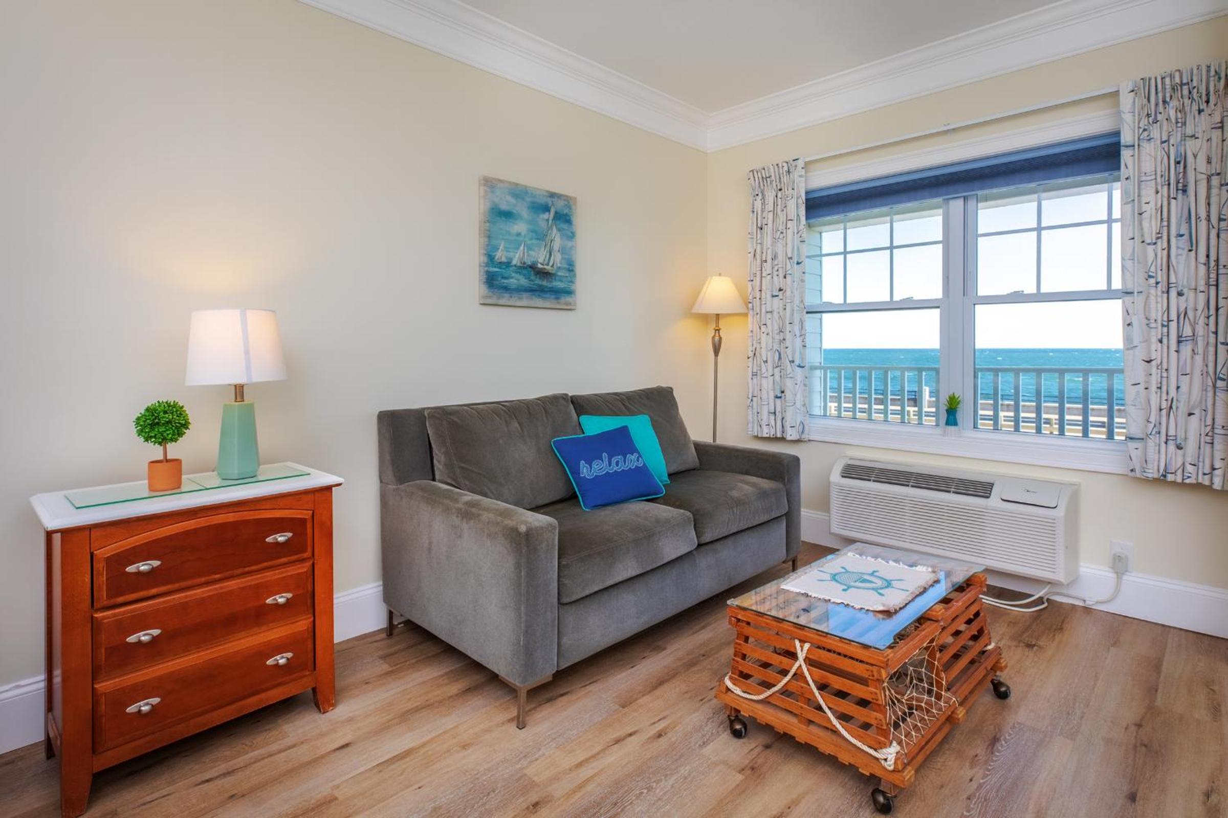 Atlantic Breeze Suites - Property Image 67