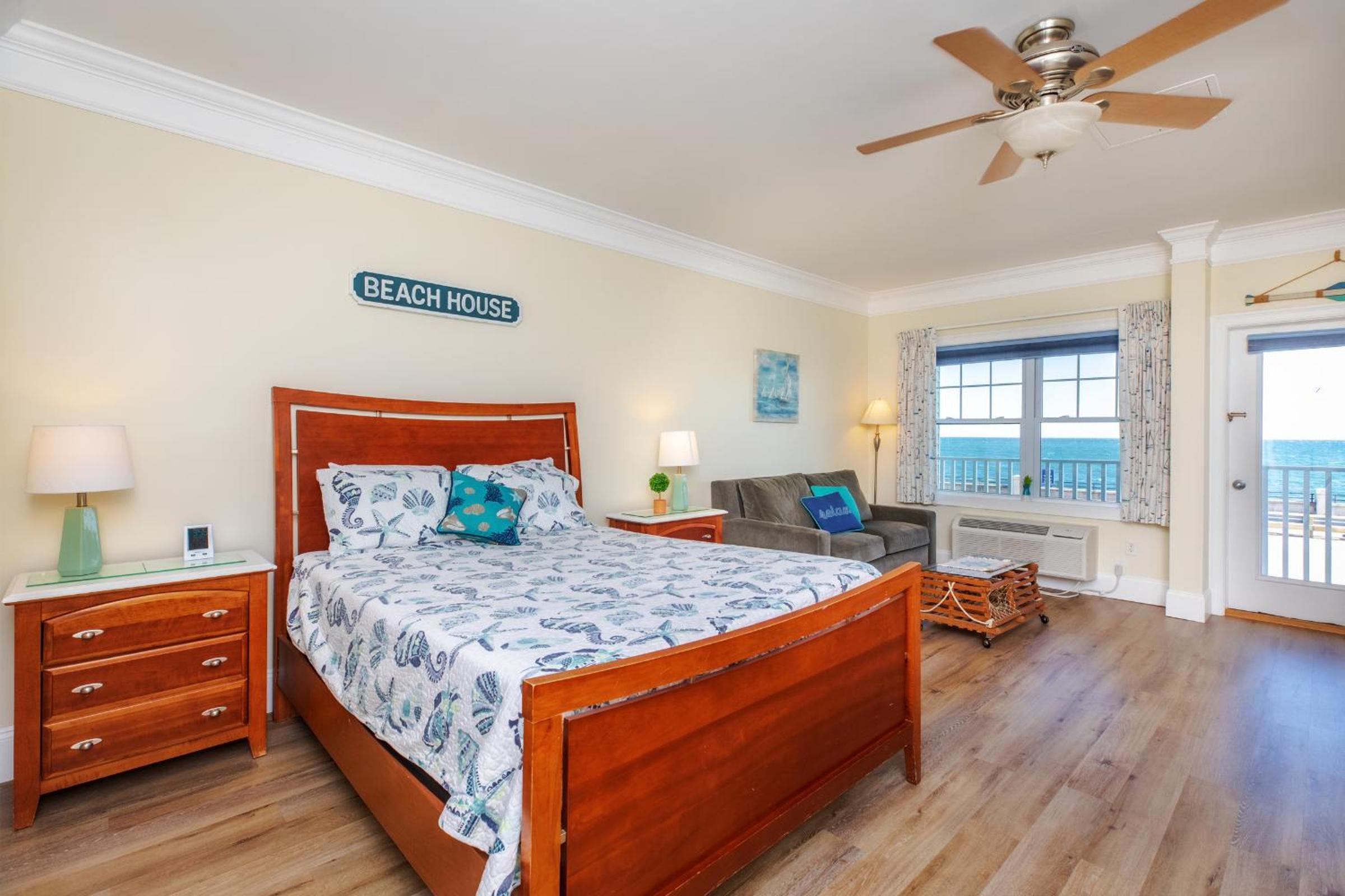 Atlantic Breeze Suites - Property Image 12