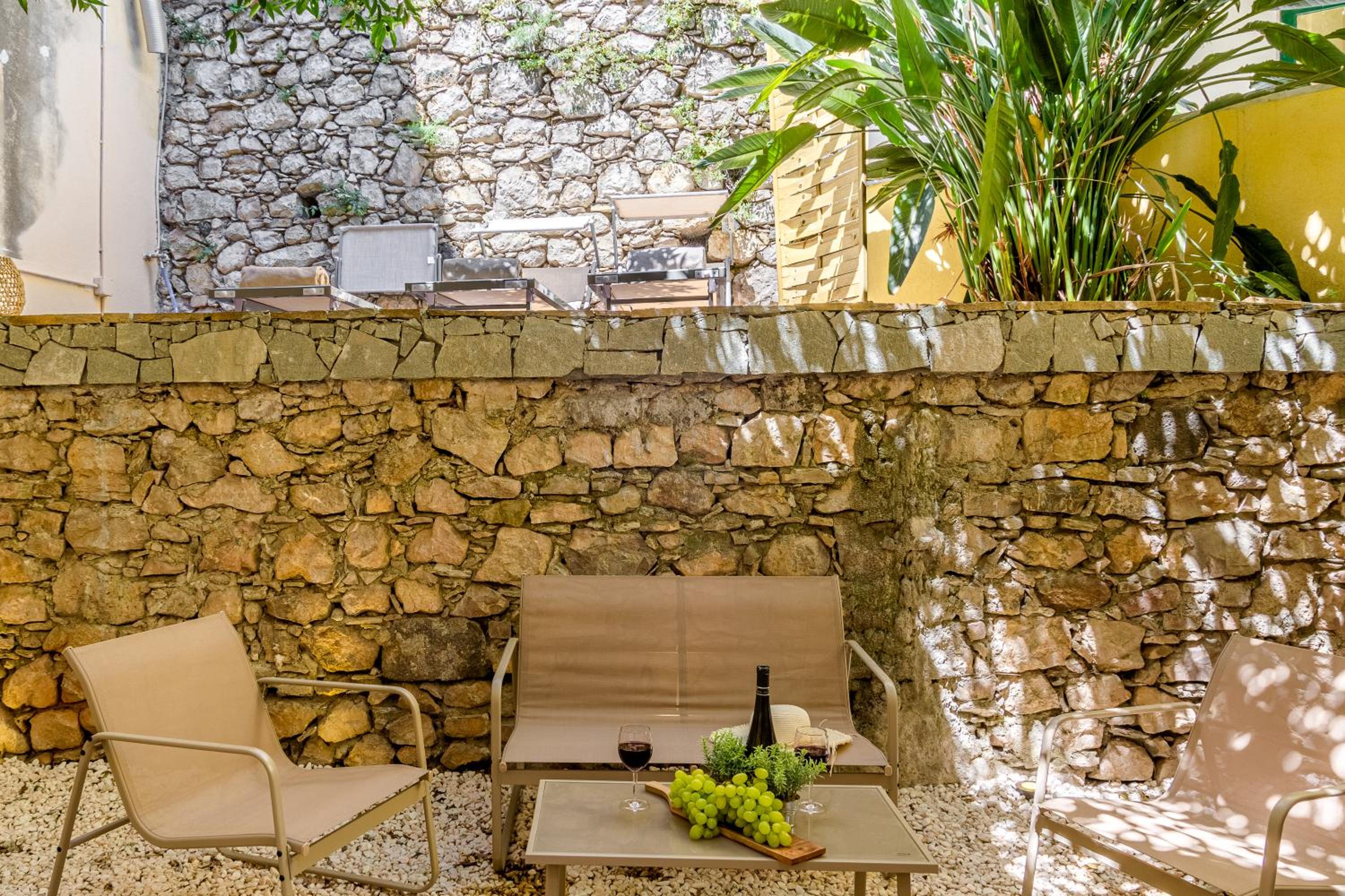 Eidos en Taormina — balance & terrace