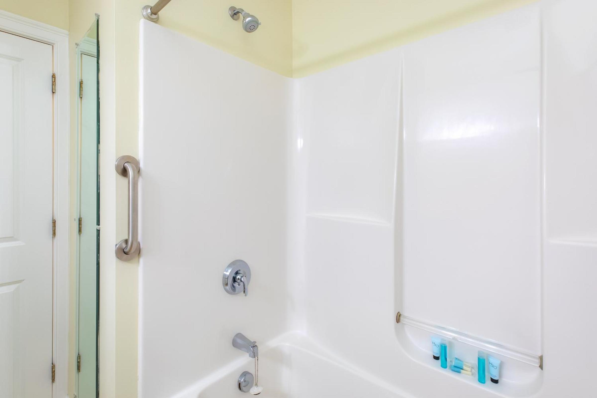Atlantic Breeze Suites - Property Image 62