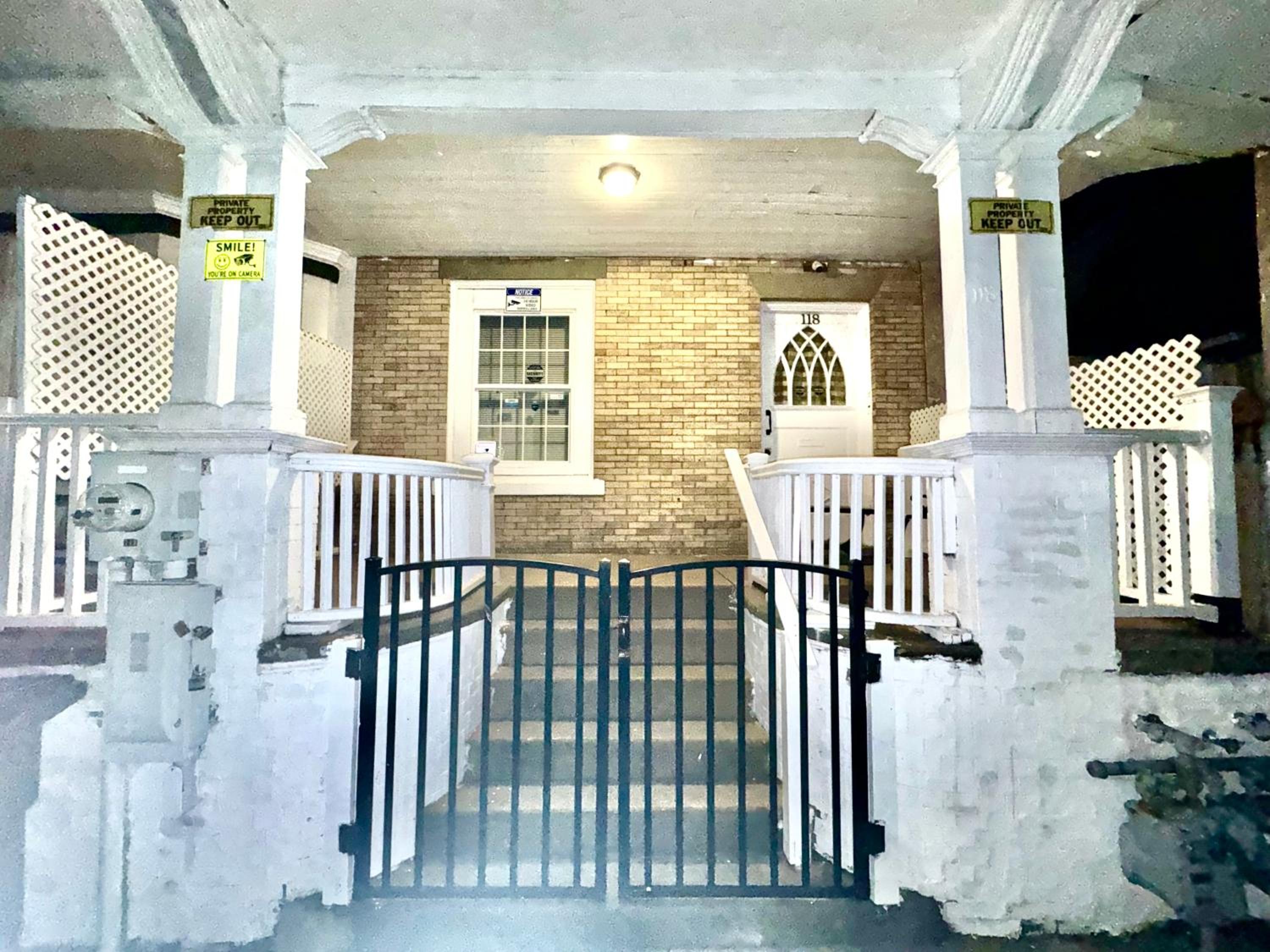 Photo 19
