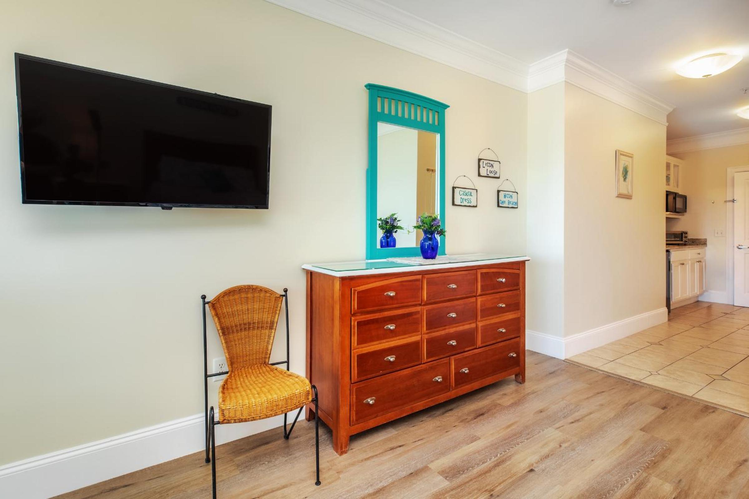Atlantic Breeze Suites - Property Image 61