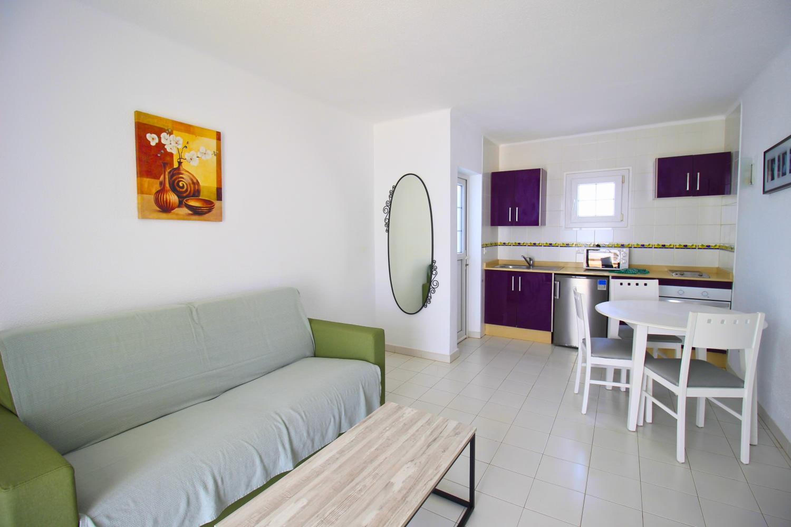 Apartamentos Corona Mar