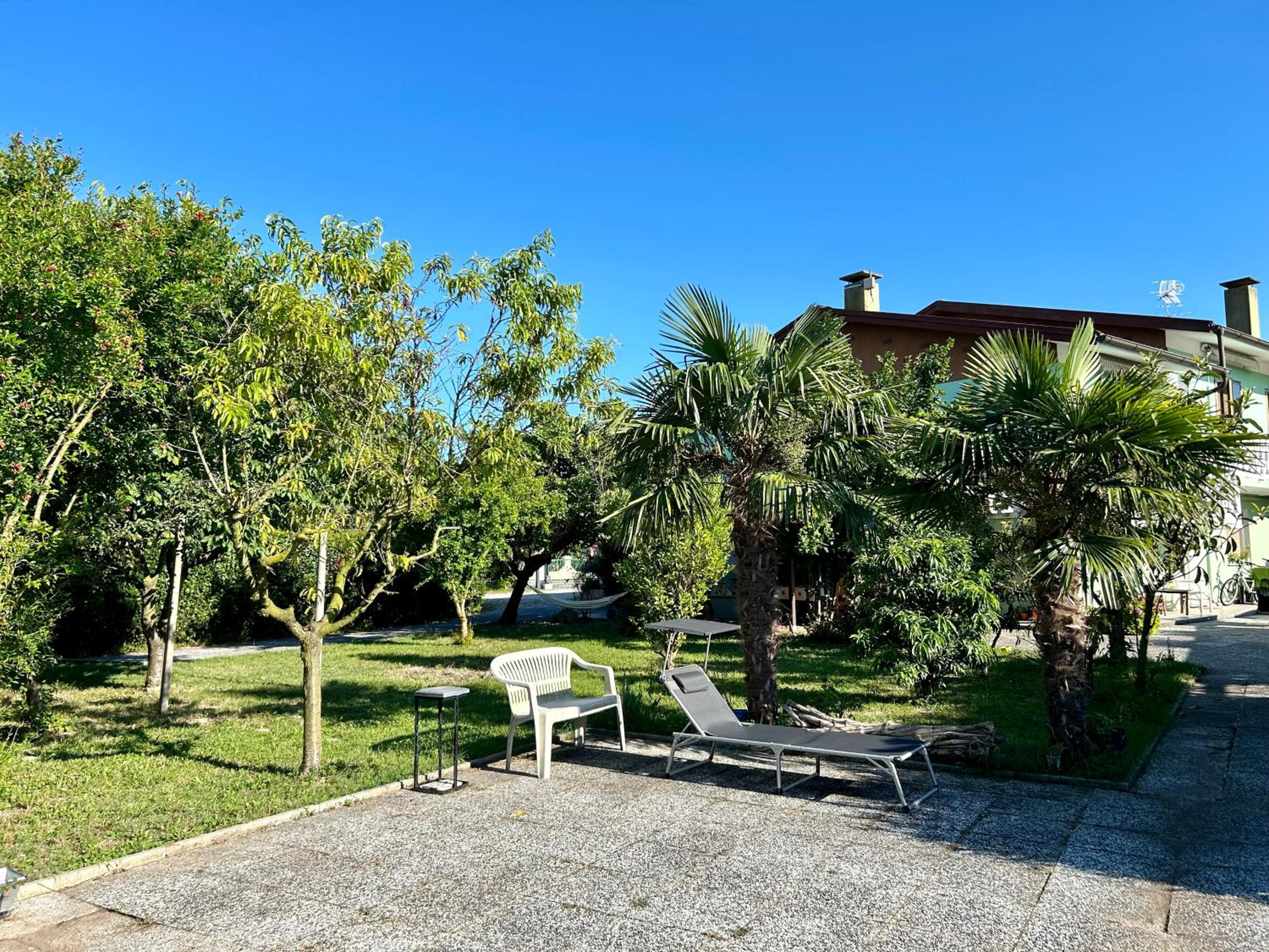 Photo 37