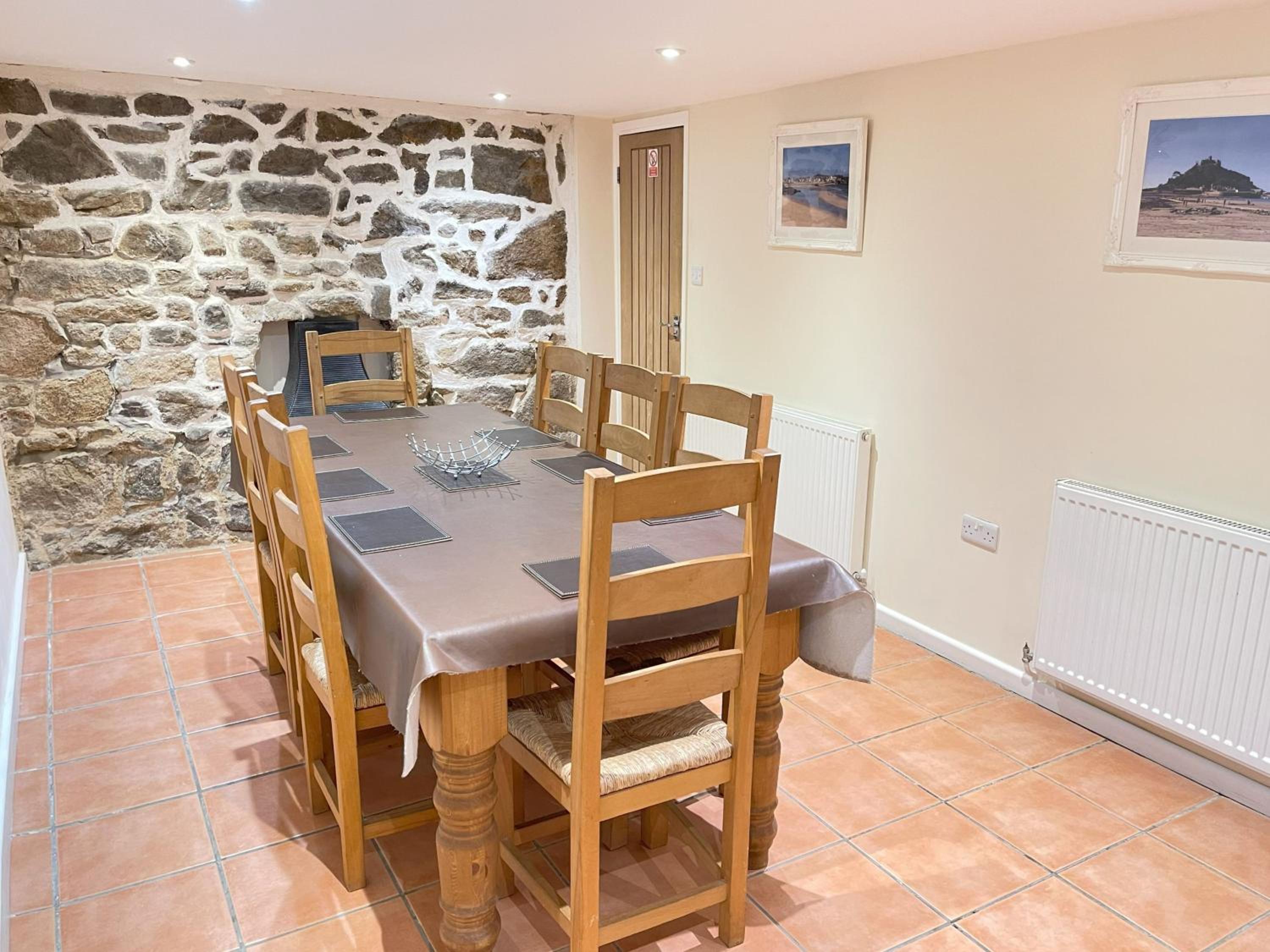 Alans Cottage