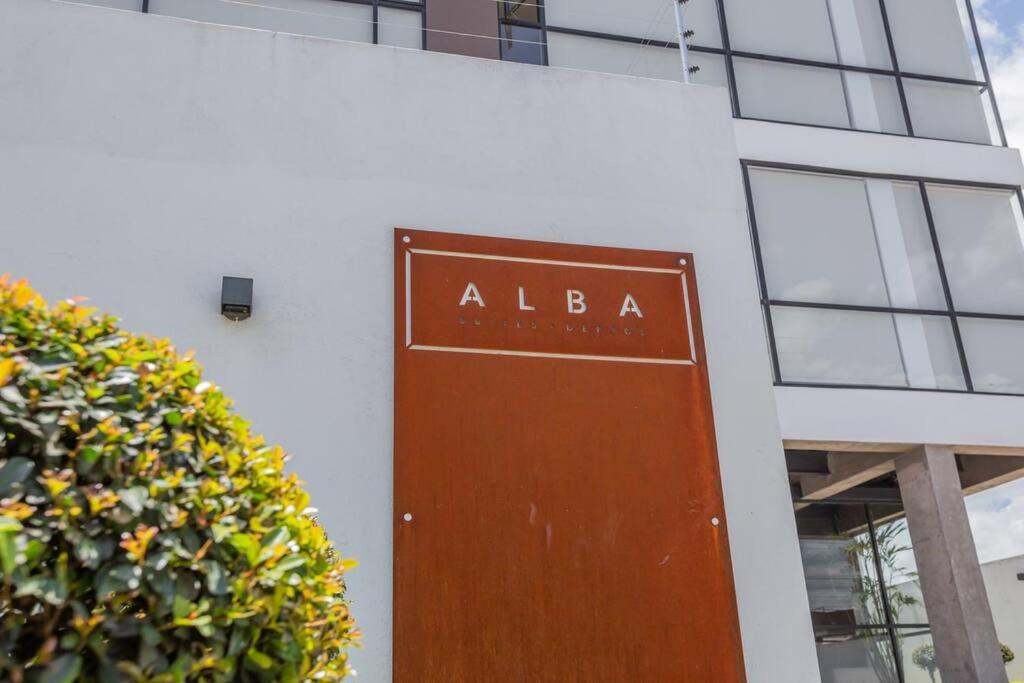 Alba Gallery Suite