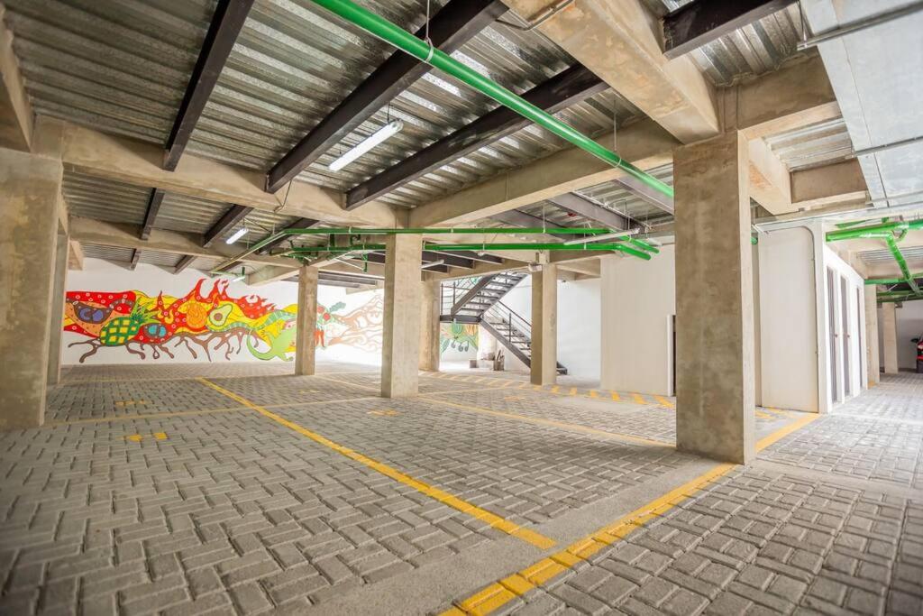 Alba Gallery Suite