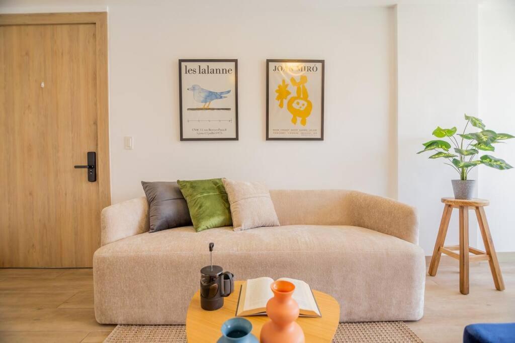 Alba Gallery Suite