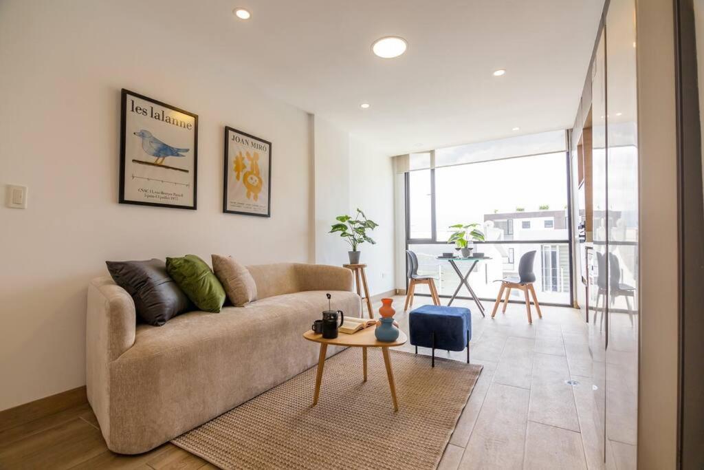 Alba Gallery Suite